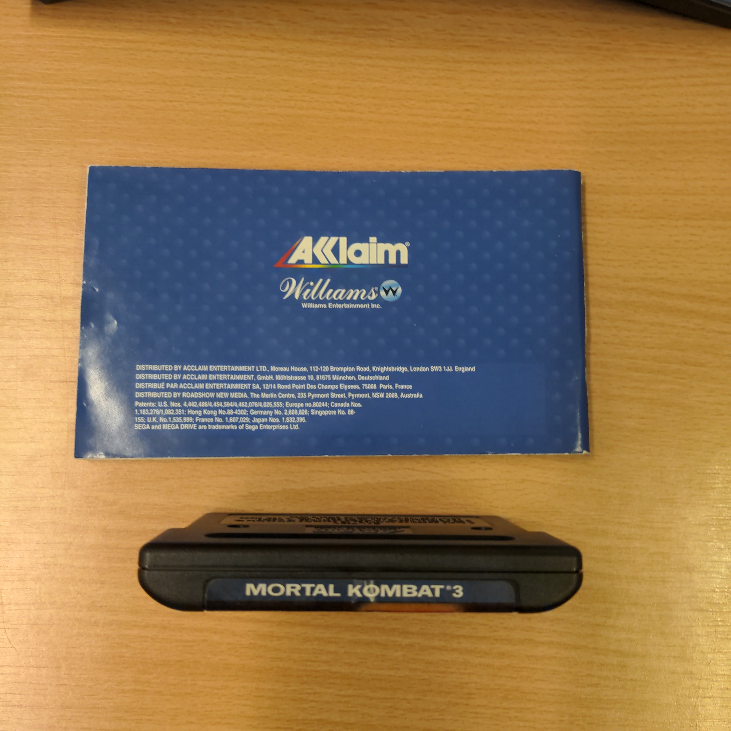 Mortal kombat 3 Sega Mega Drive game complete