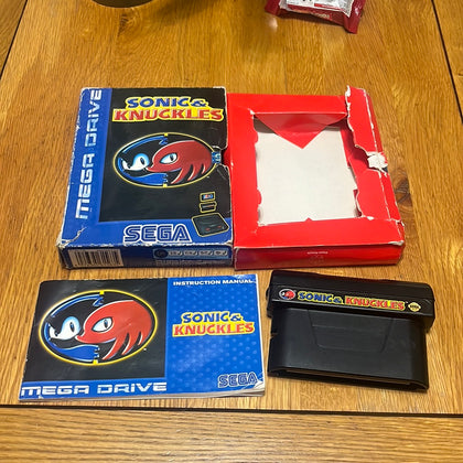 Sonic & Knuckles Sega Mega Drive game complete red insert