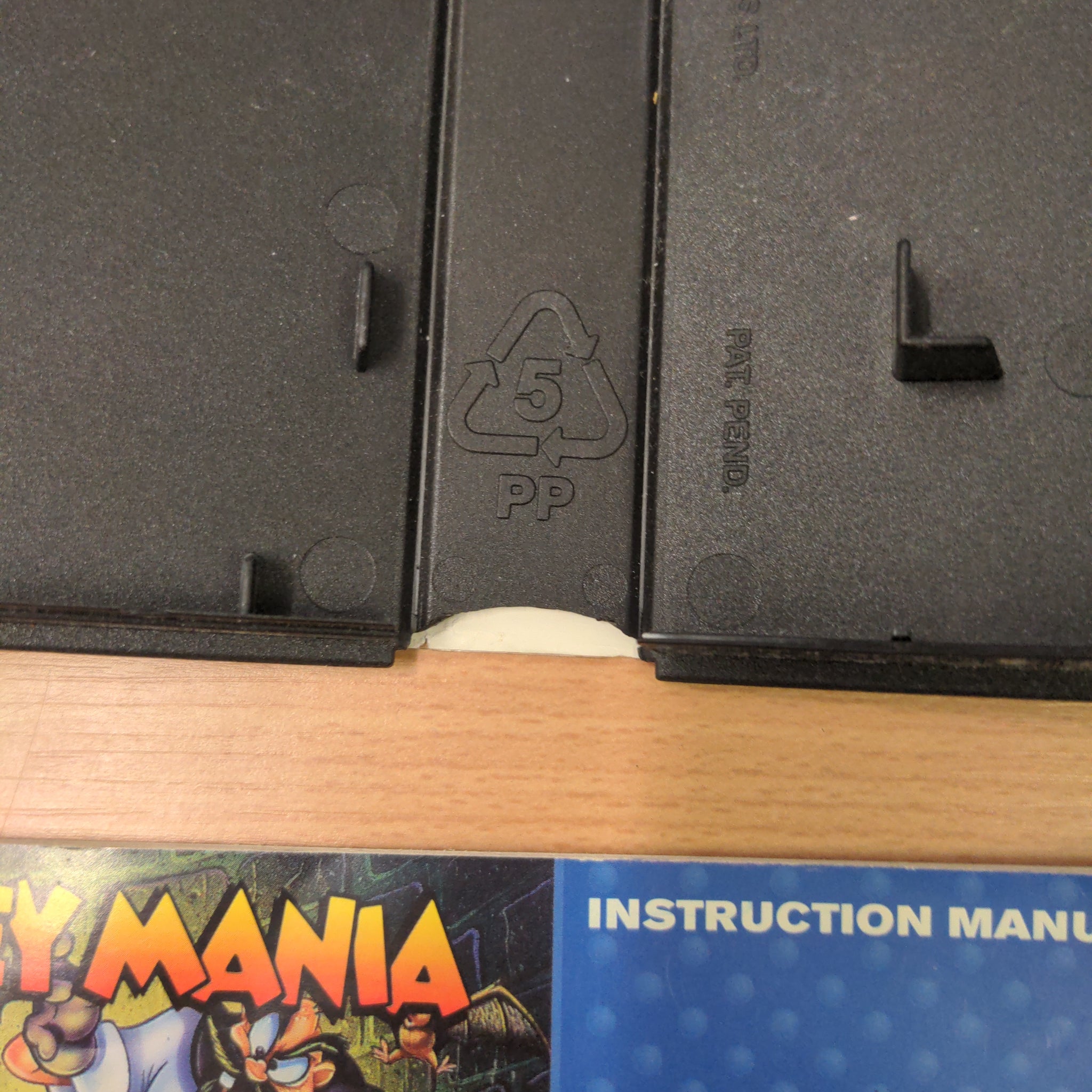 Mickey Mania (Disney's) Sega Mega Drive game complete