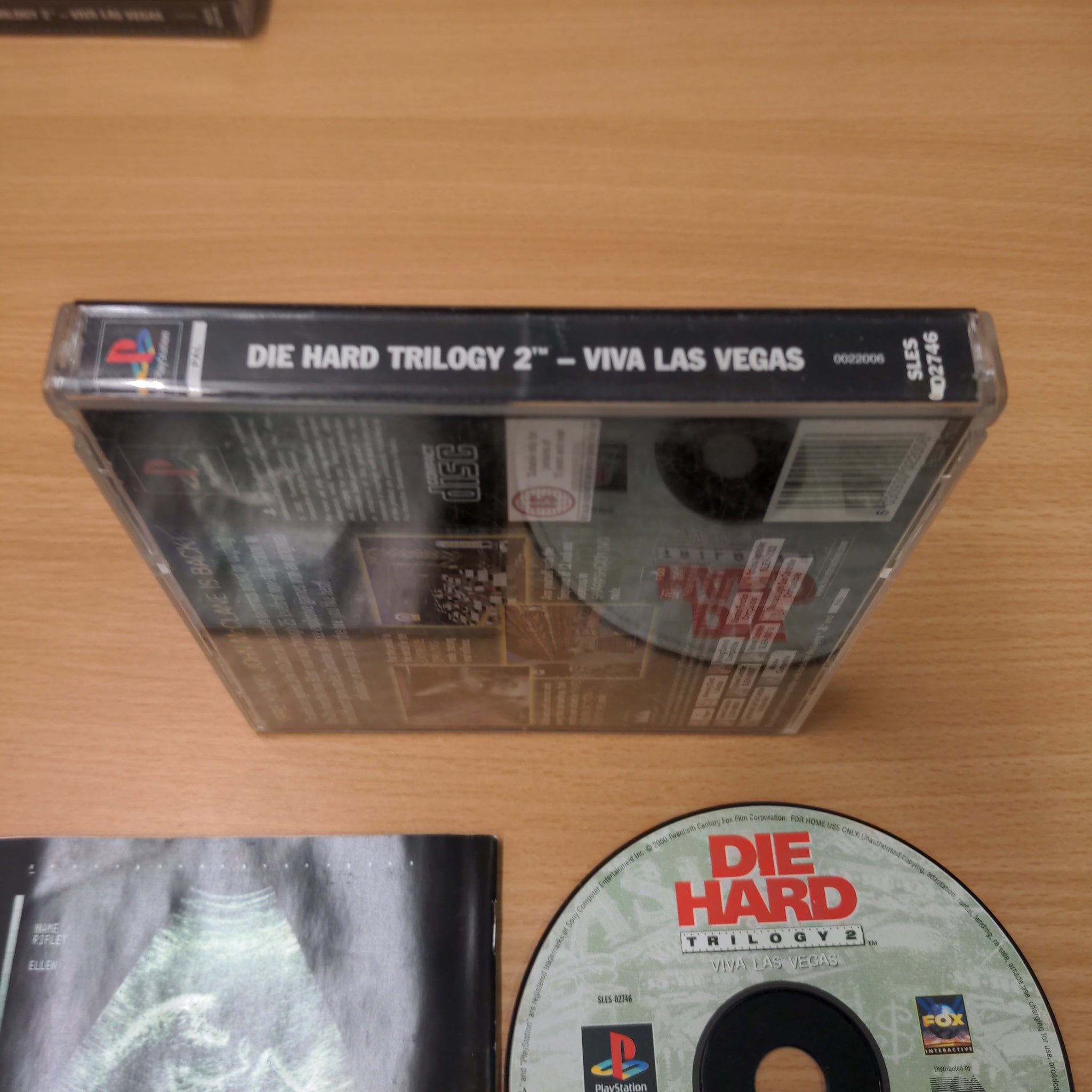 Jeu PS1 Die Hard Trilogy 2 - Viva Las Vegas - Version FR Complète (boîte+notice) - Rare, état Correct Avec Fissure