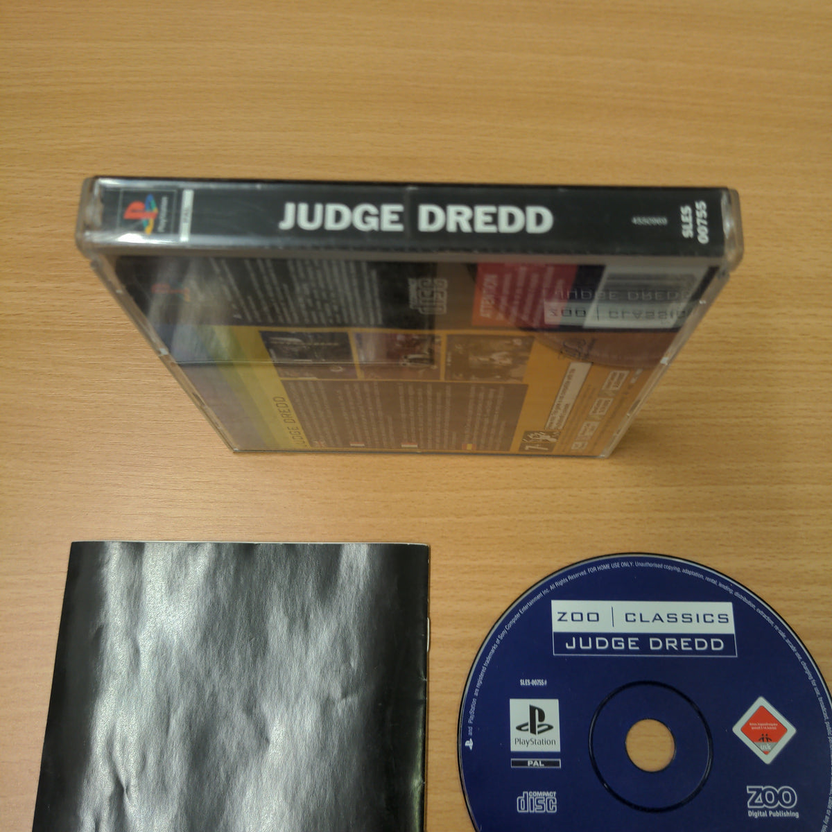 Dredd Ps1 Judge Dredd (Zoo Classics) Sony PS1 game – retro game store uk ...