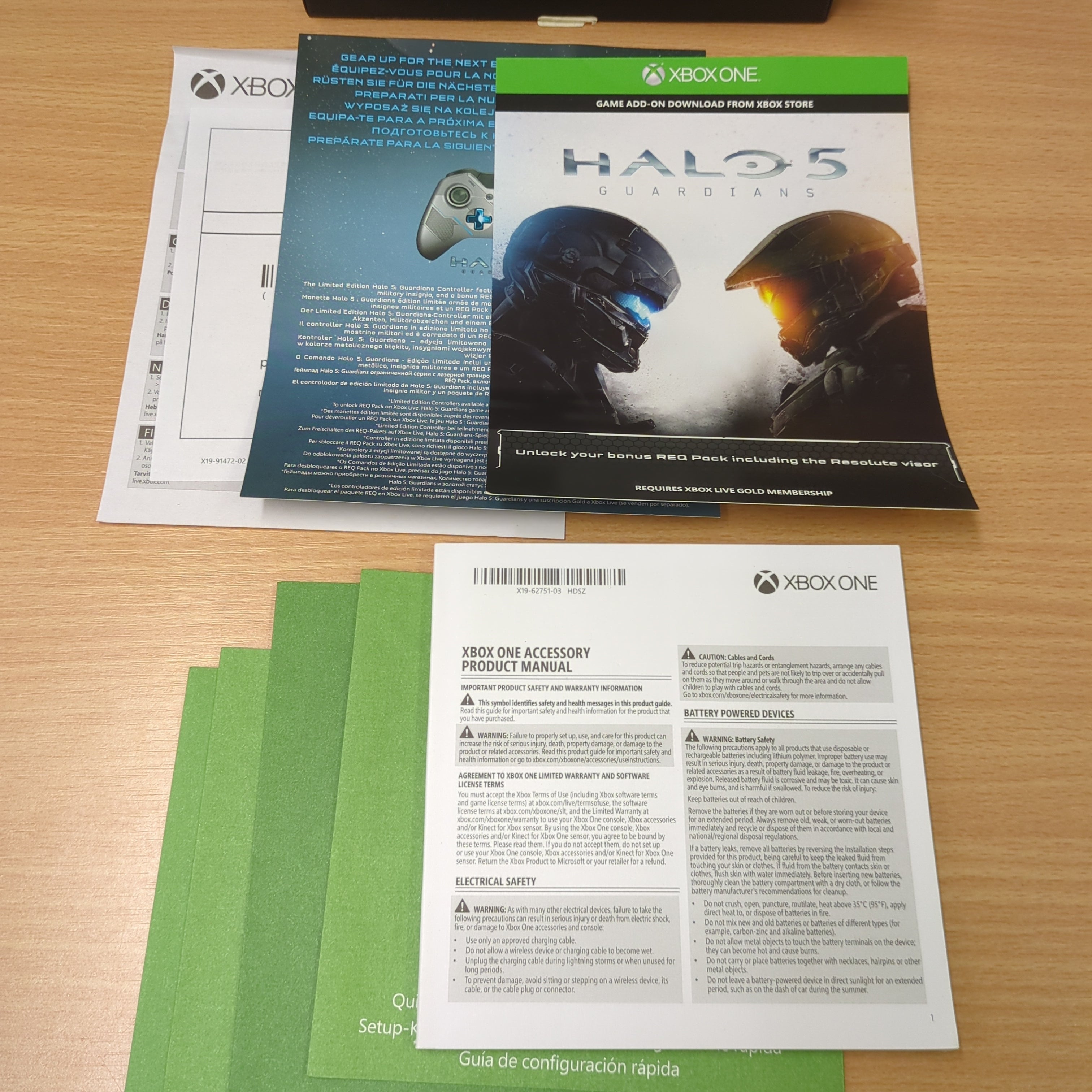 Xbox One Wireless Controller Halo 5 Guardians edition boxed