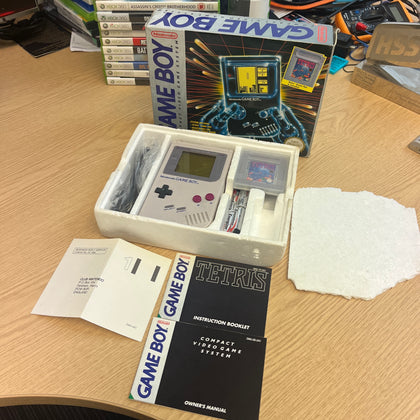 Game boy console dmg-01 boxed