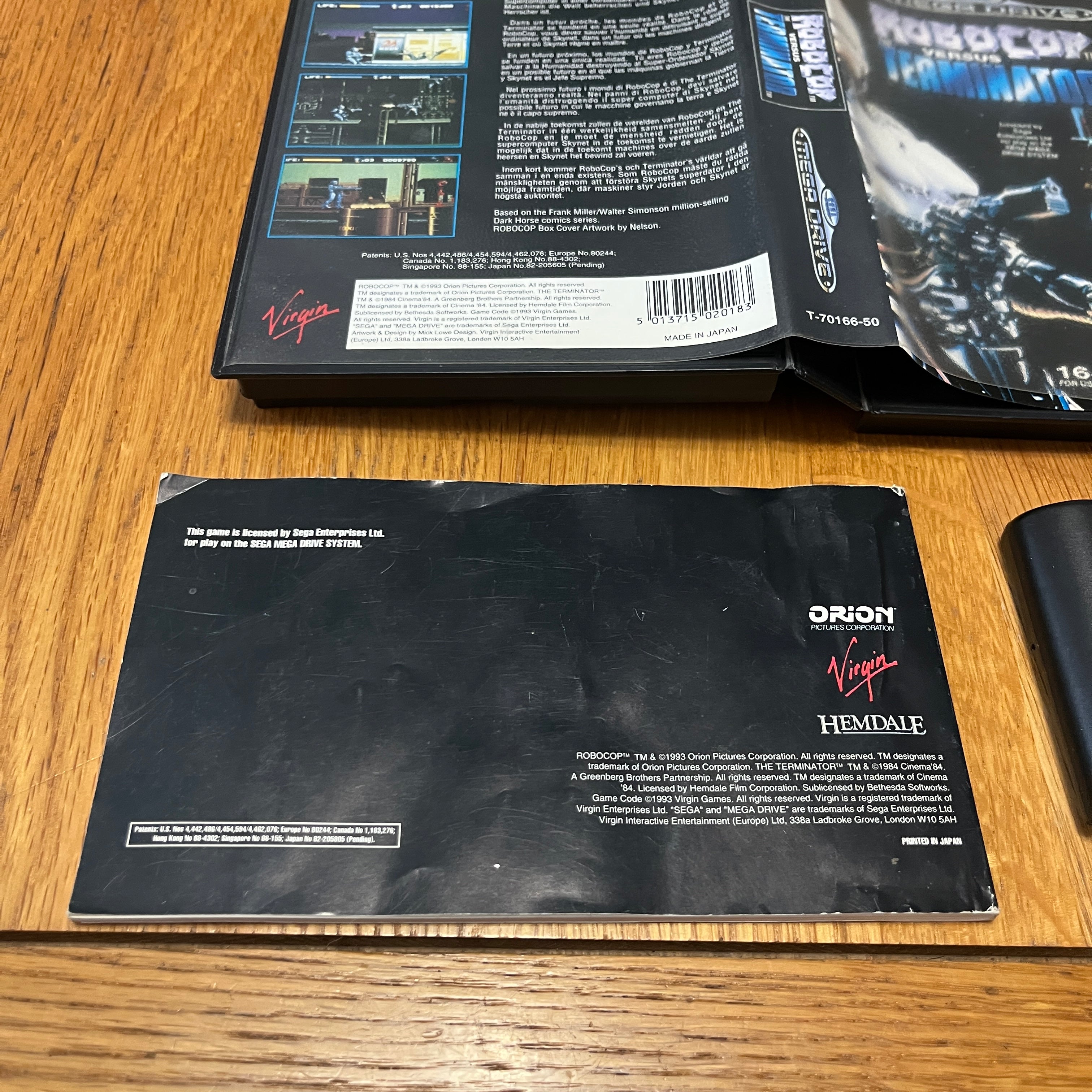 Robocop vs. Terminator Sega Mega Drive game vgc