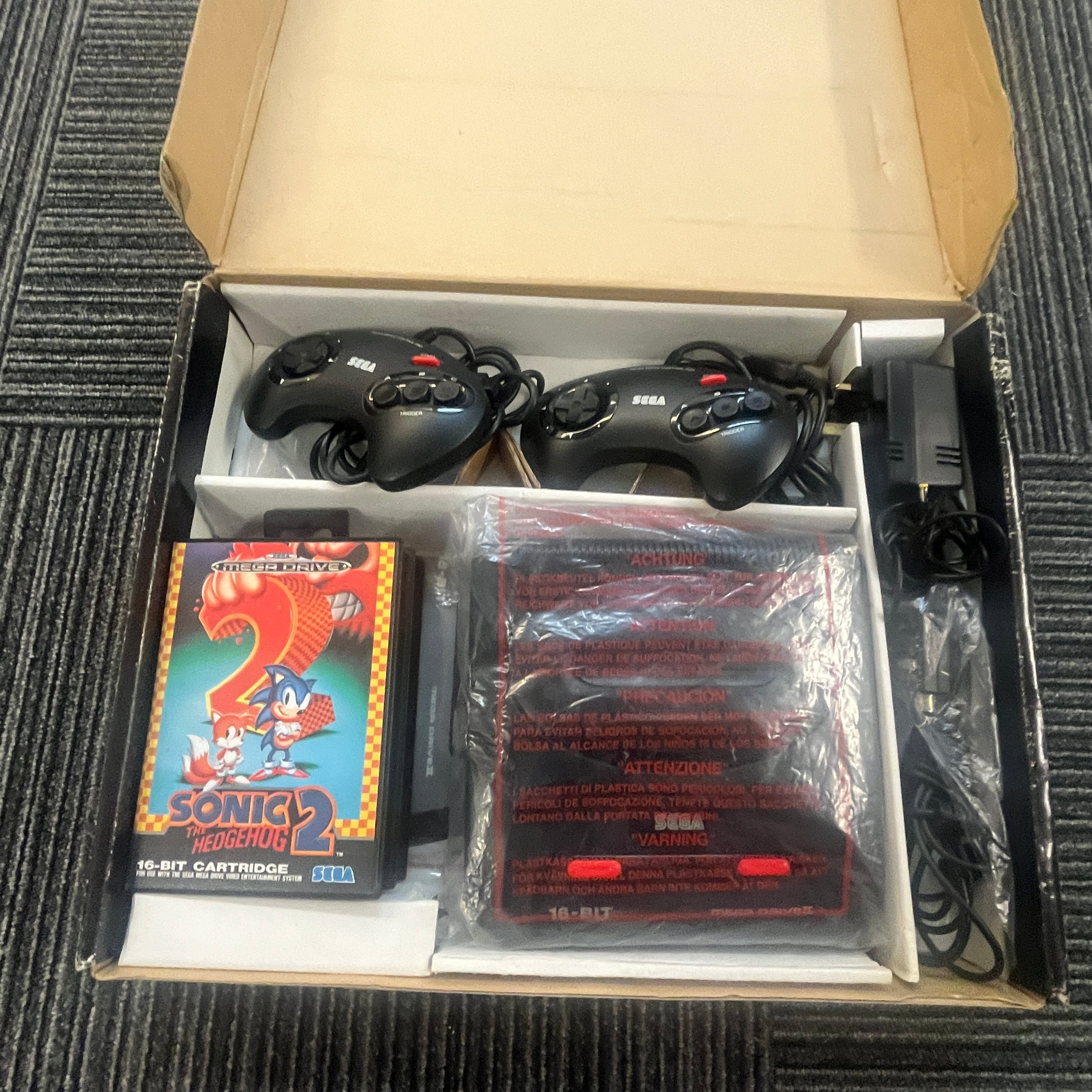 Sega Mega Drive II Console & Games bundle (Model 2)