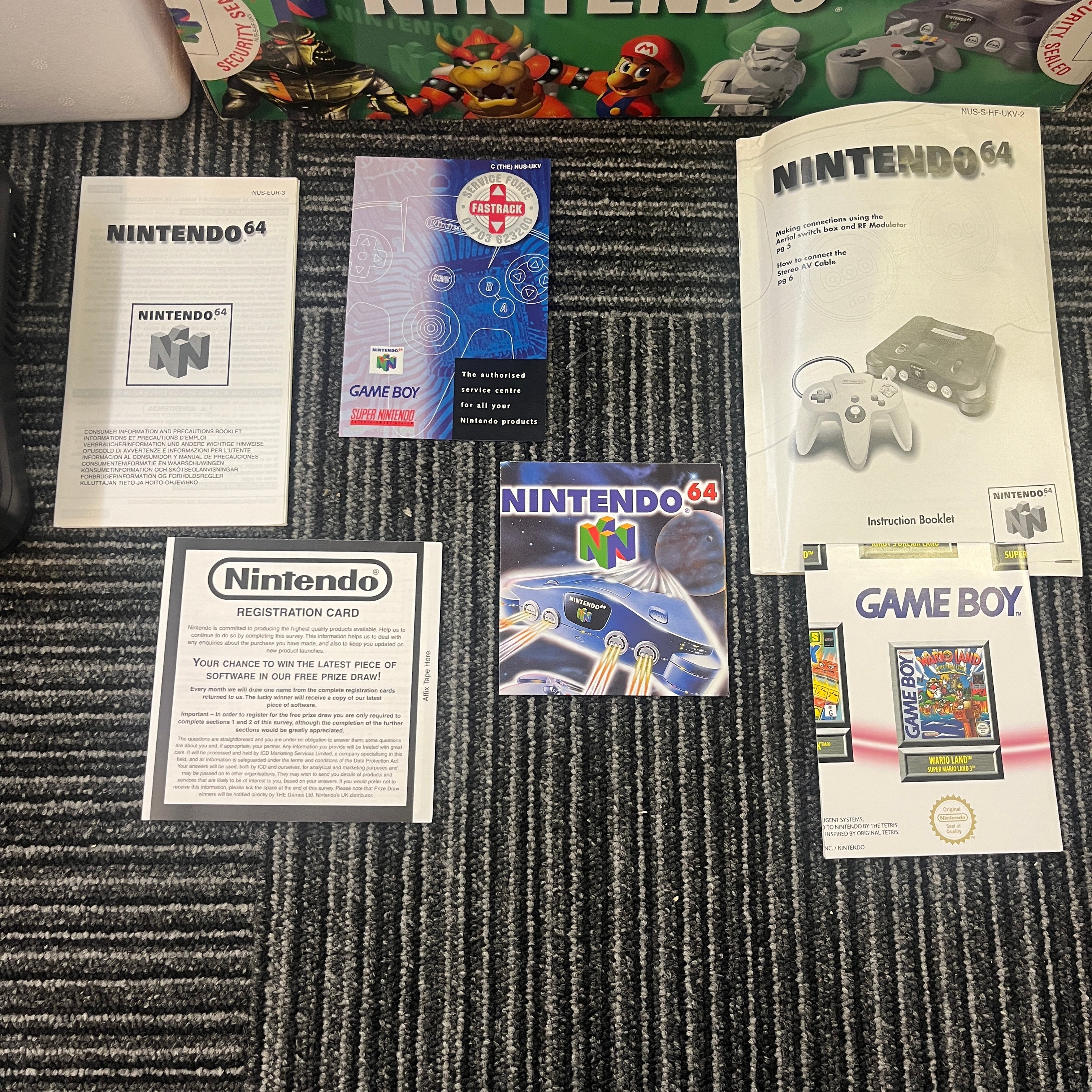 Nintendo 64 N64 Console boxed