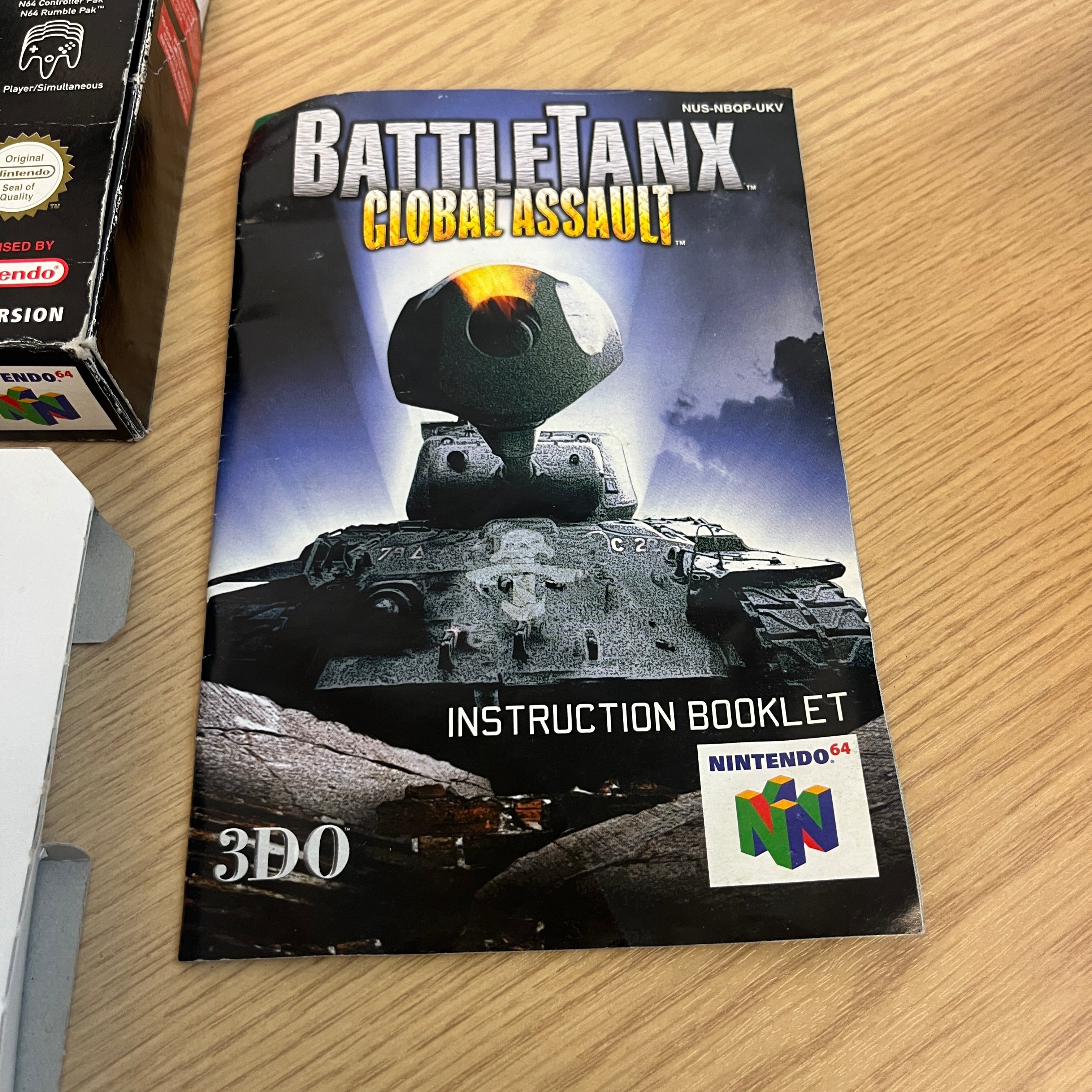 Battletanx : Global assault n64 game boxed