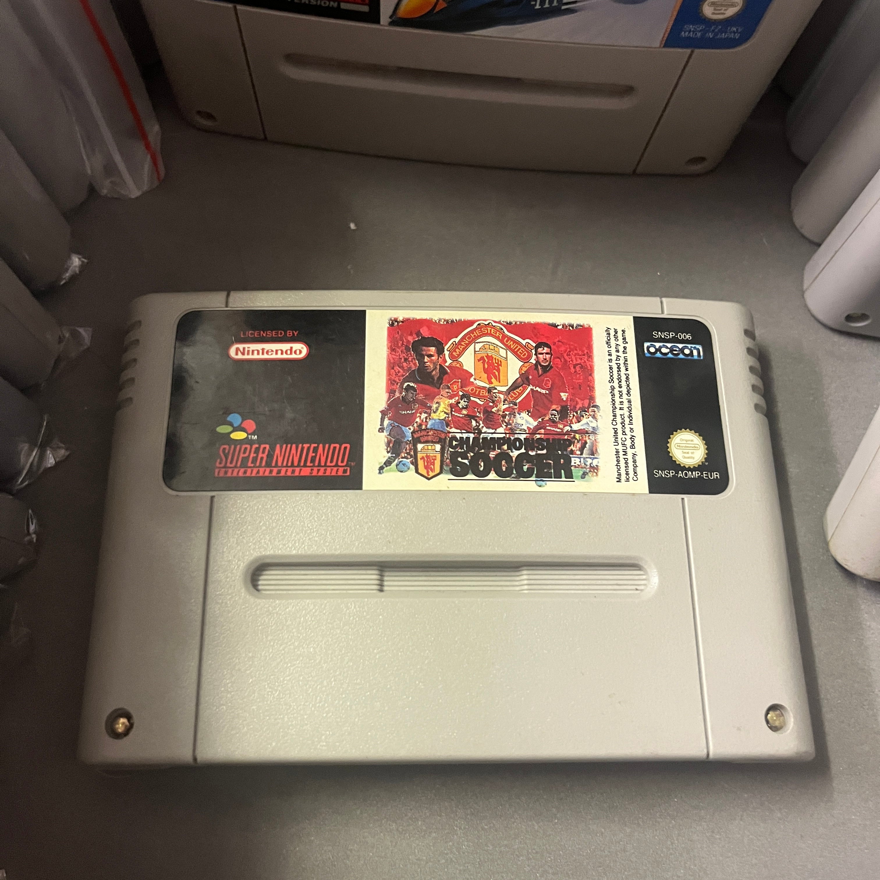 Manchester United Championship Soccer Snes game cart only