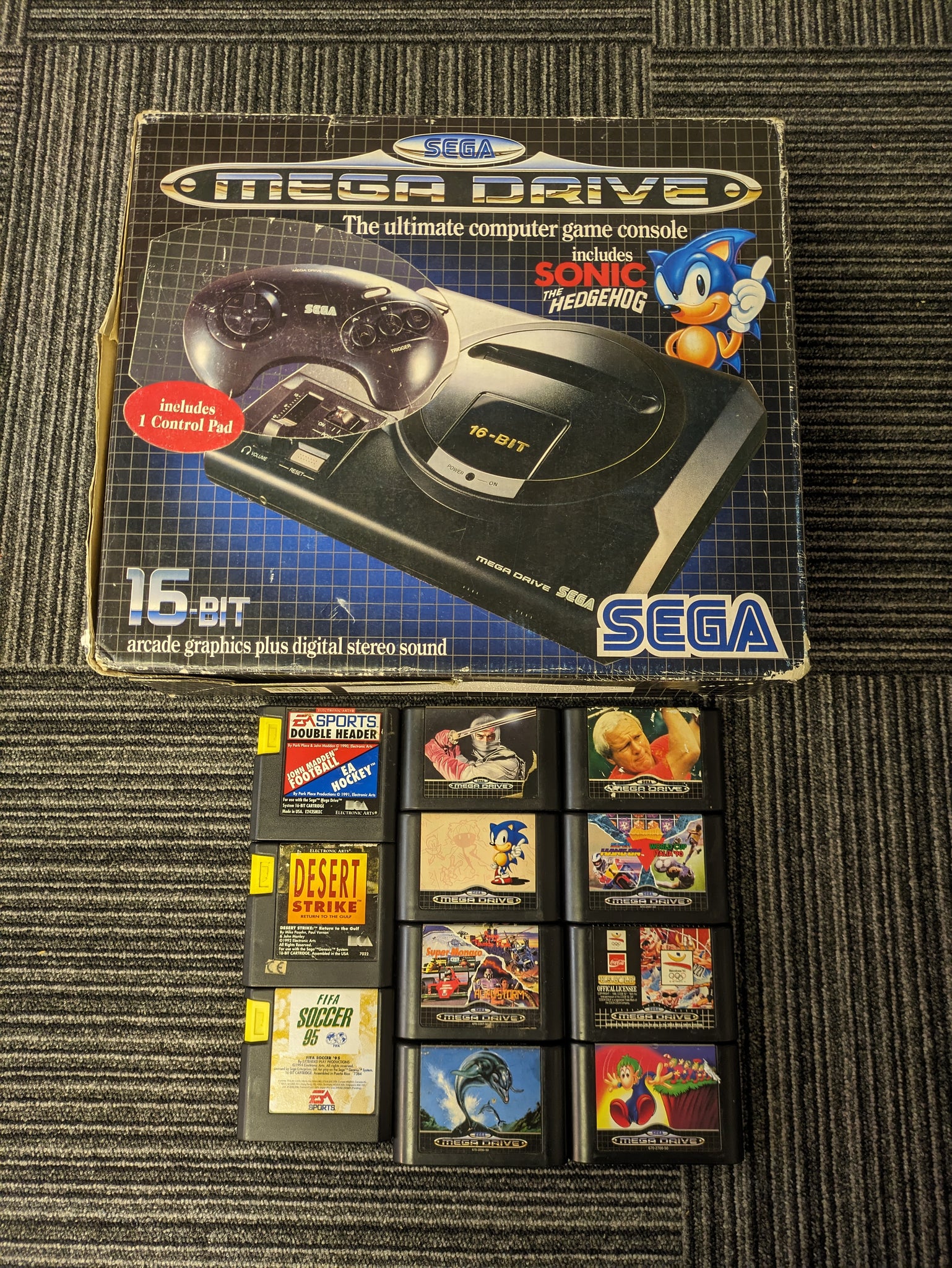 Sega Mega Drive Console & Games bundle 2 (Model 1)