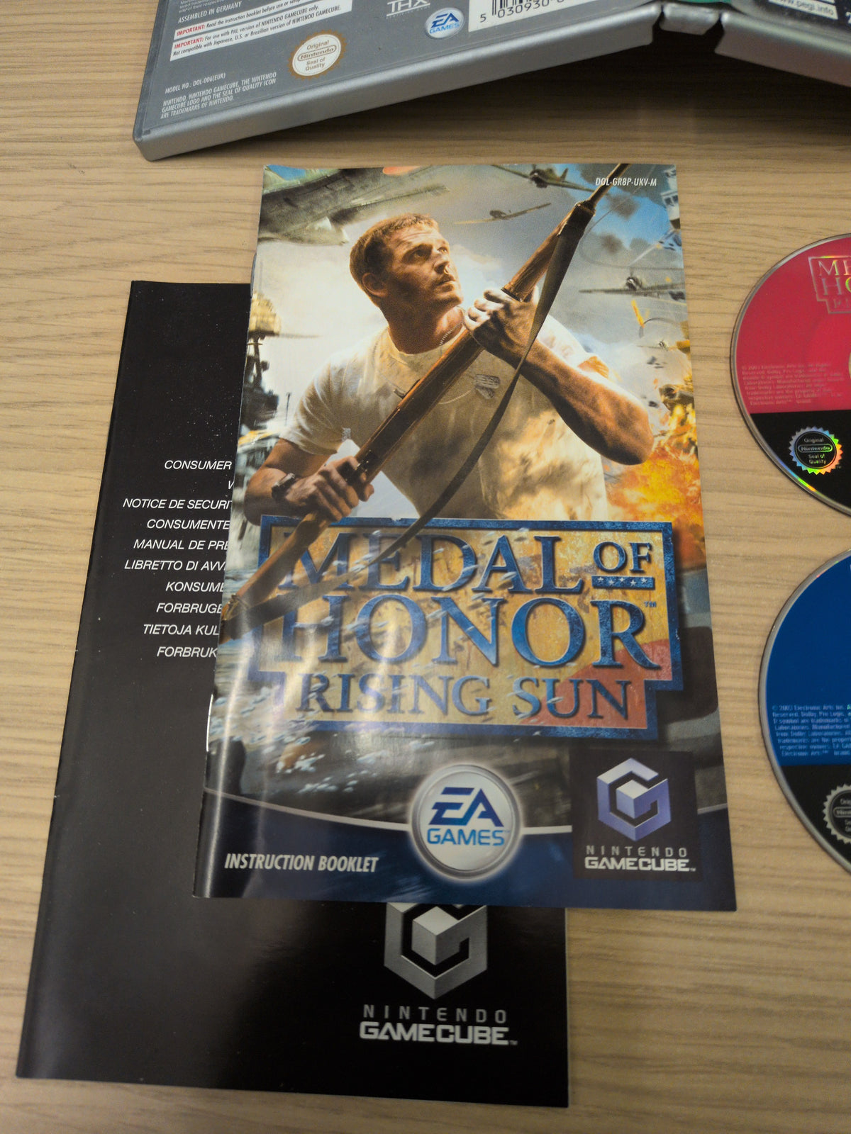 Medal of Honor Rising Sun Player's Choice Nintendo GameCube game