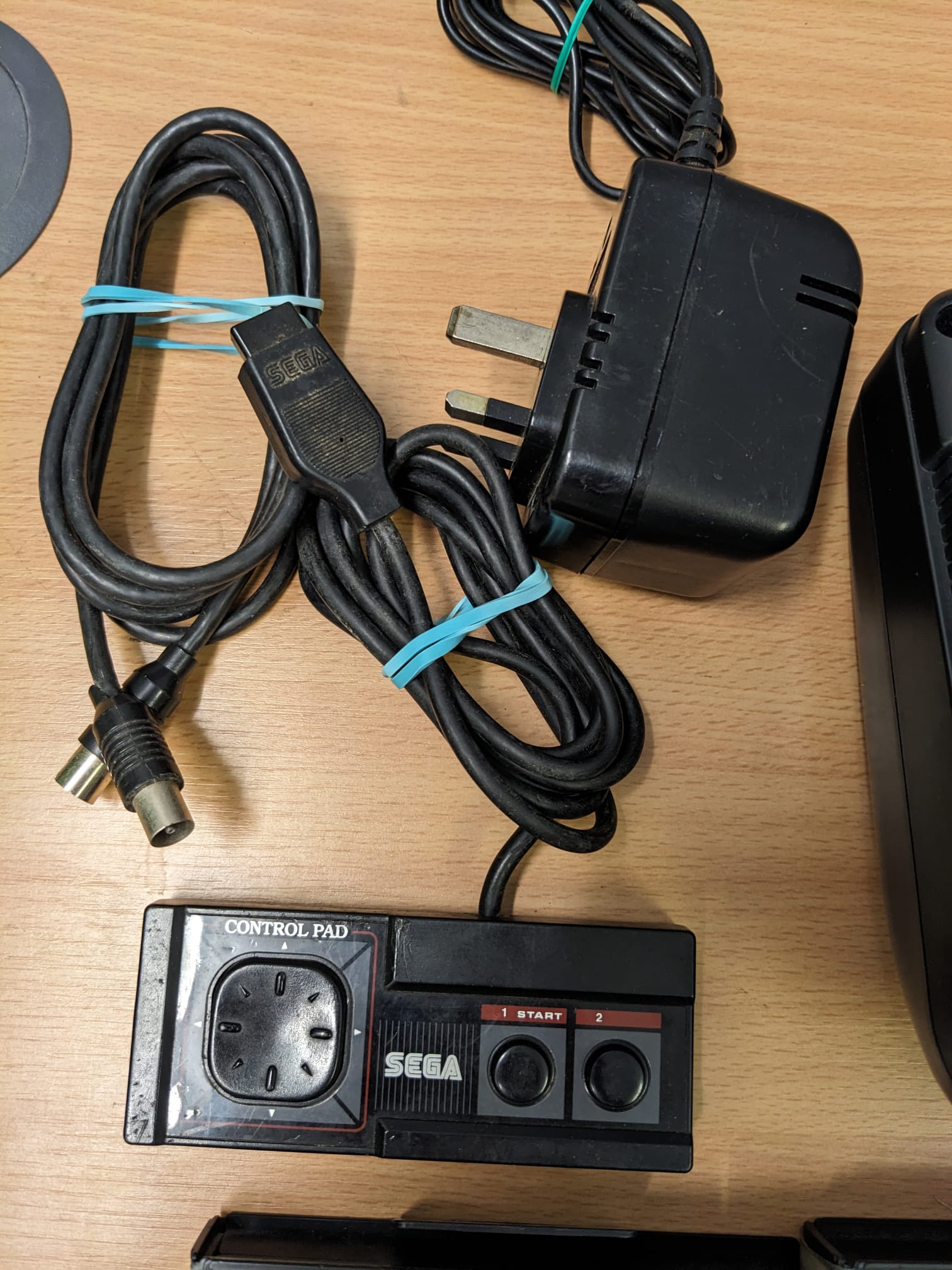 Sega Master System bundle (Model 2) – retro game store uk