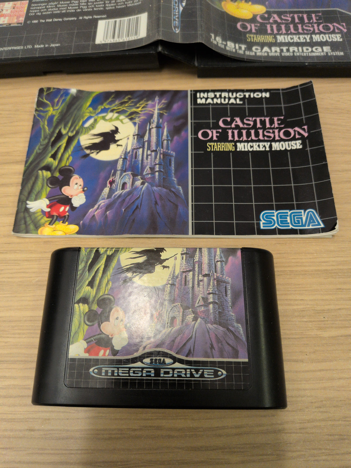 Castle of Illusion starring Mickey Mouse (Disney's) Sega Mega Drive game