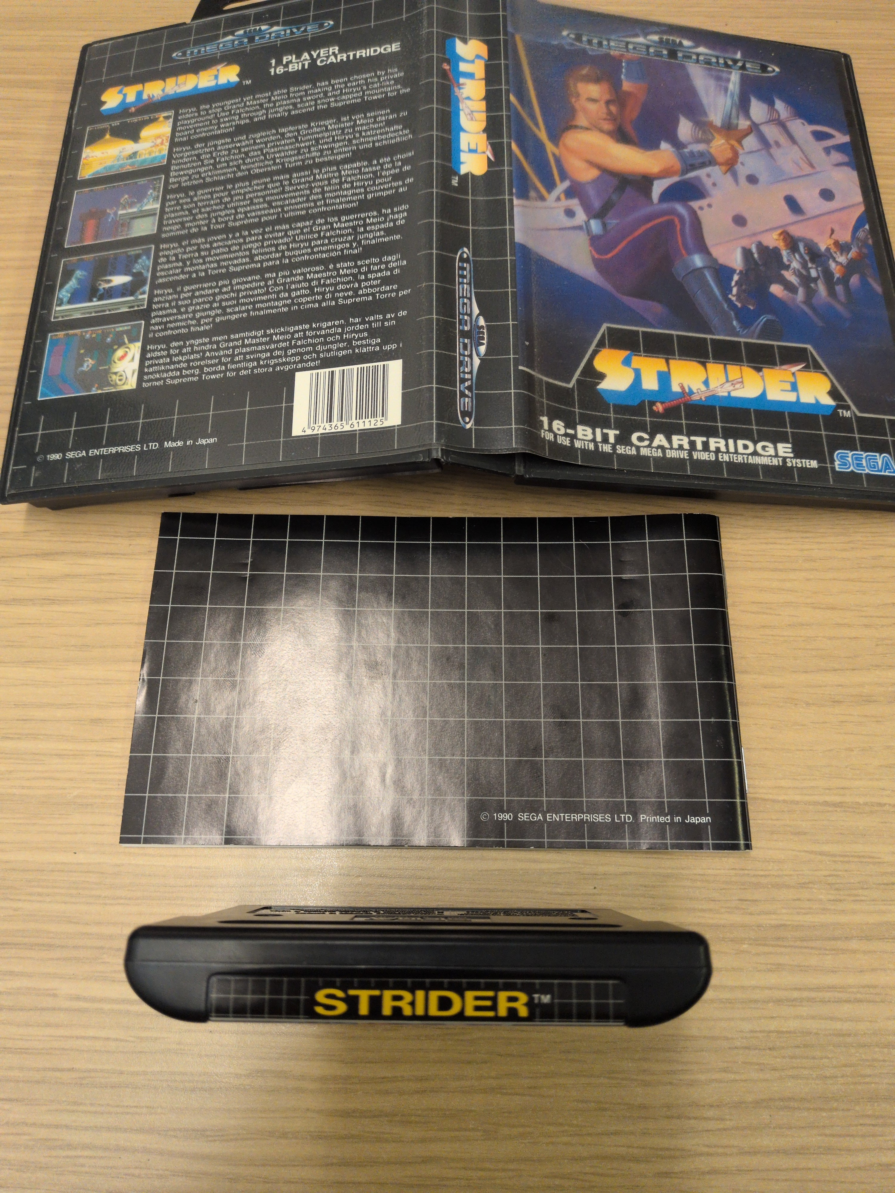 Strider Sega Mega Drive game