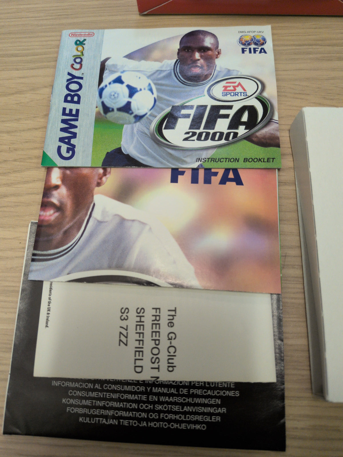 FIFA 2000 Nintendo Game Boy Color game Boxed