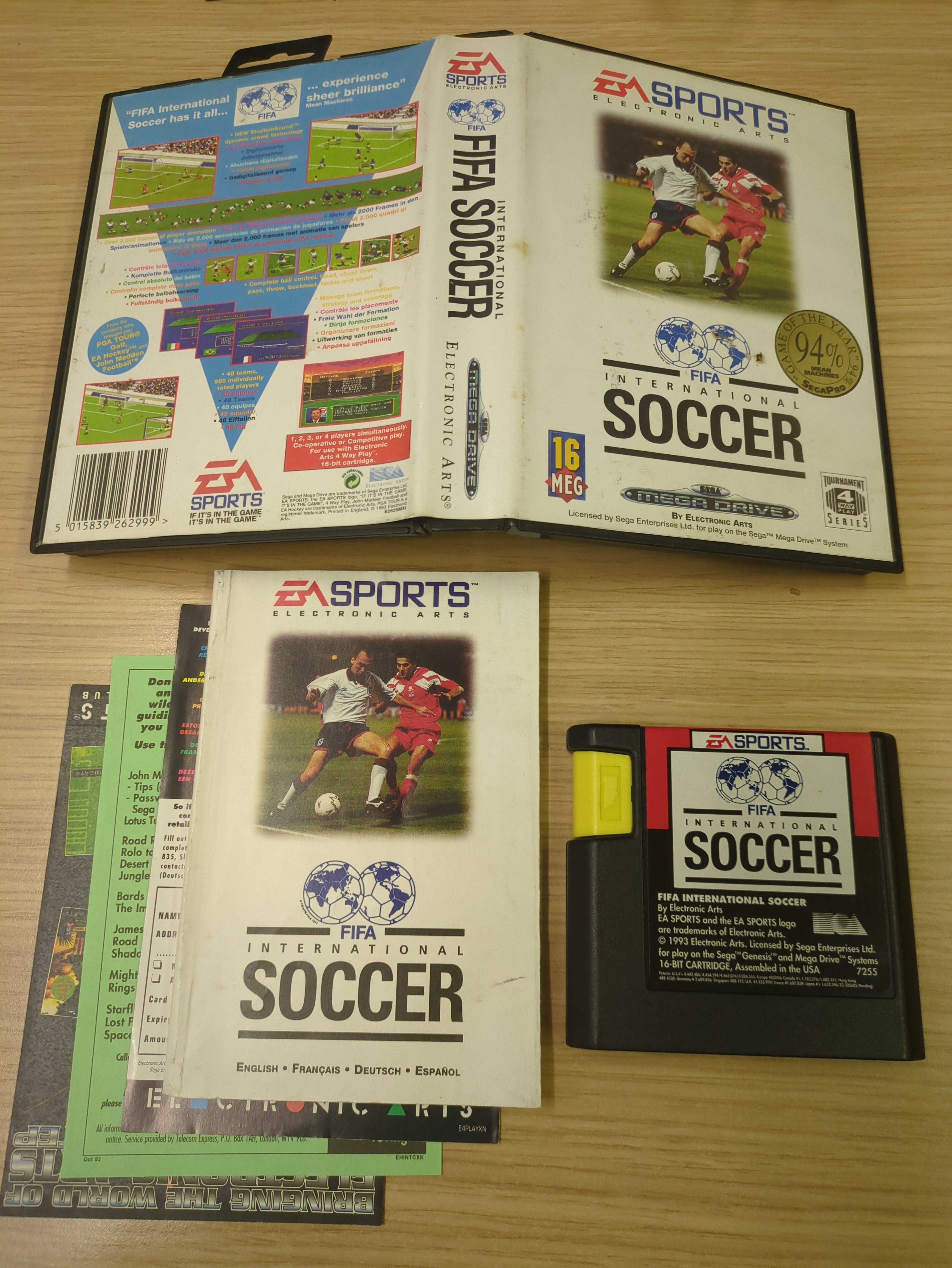 FIFA International Soccer Sega Mega Drive game complete