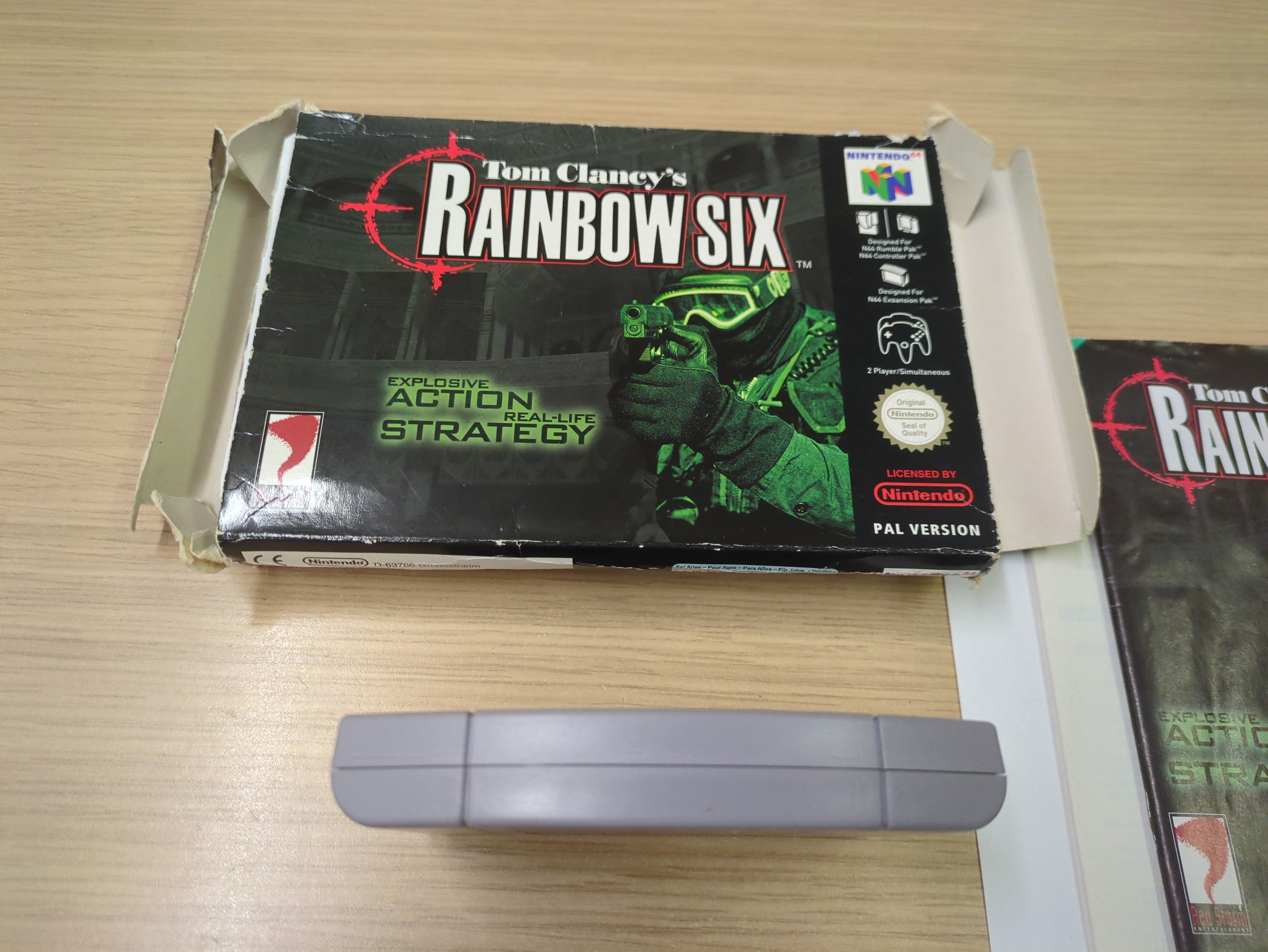Tom Clancy's Rainbow Six Nintendo N64 game Boxed