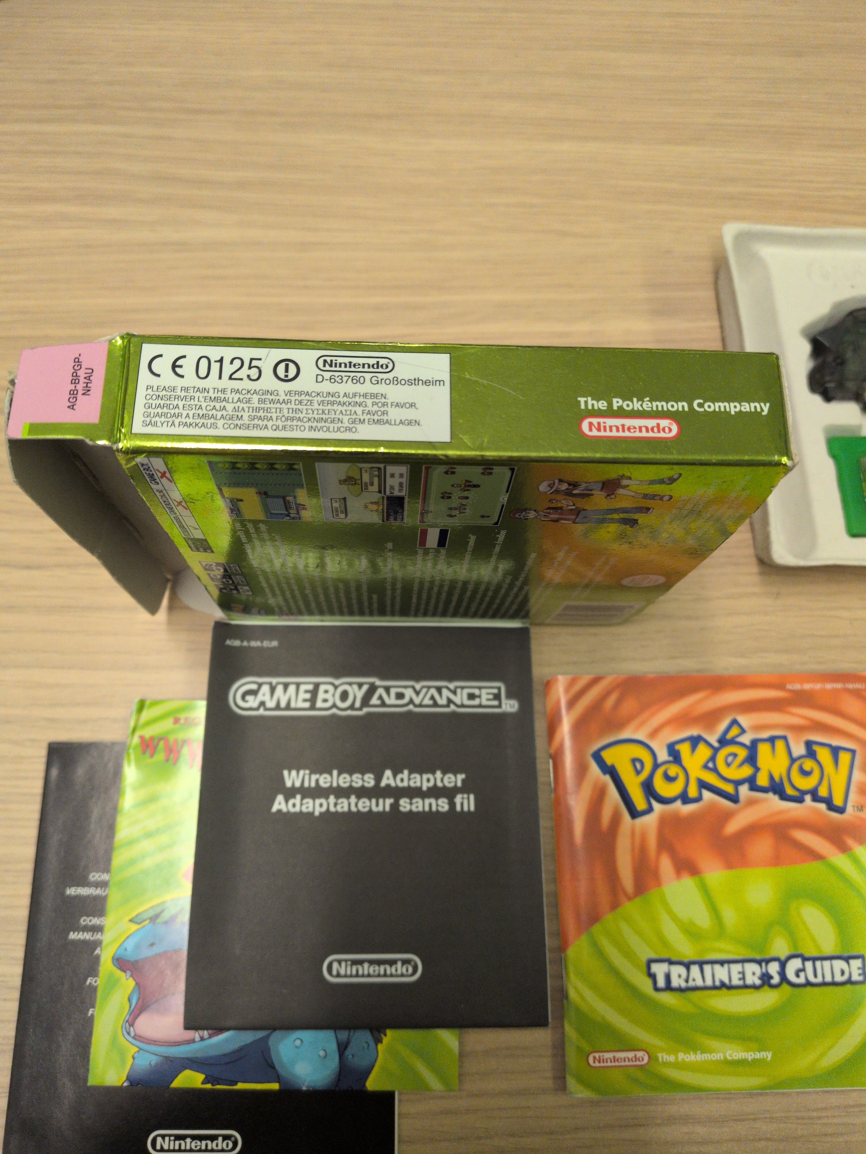 Pokemon Leaf Green Nintendo GBA Game Boy Advance