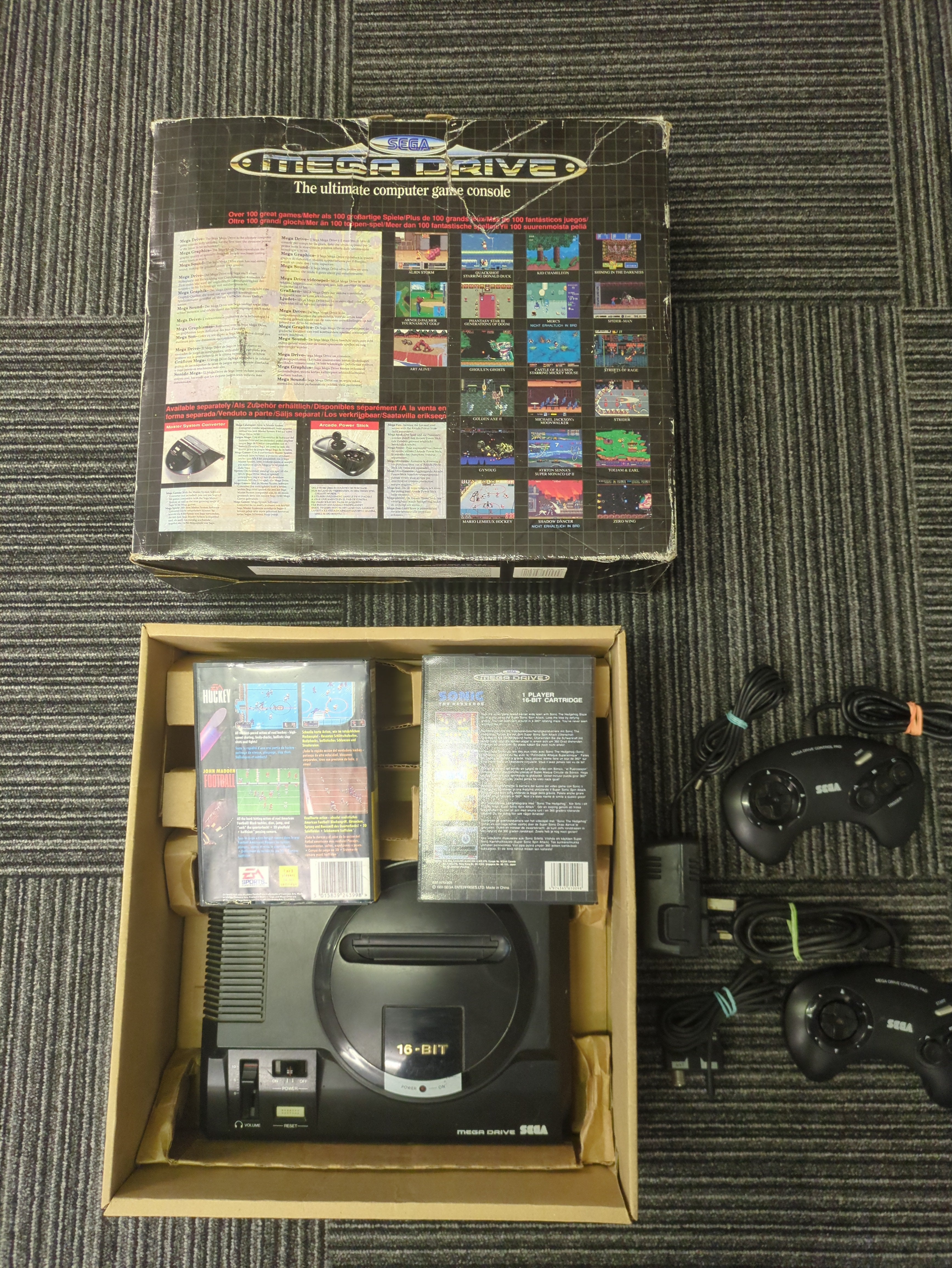 Sega Mega Drive Console Boxed (Model 1)