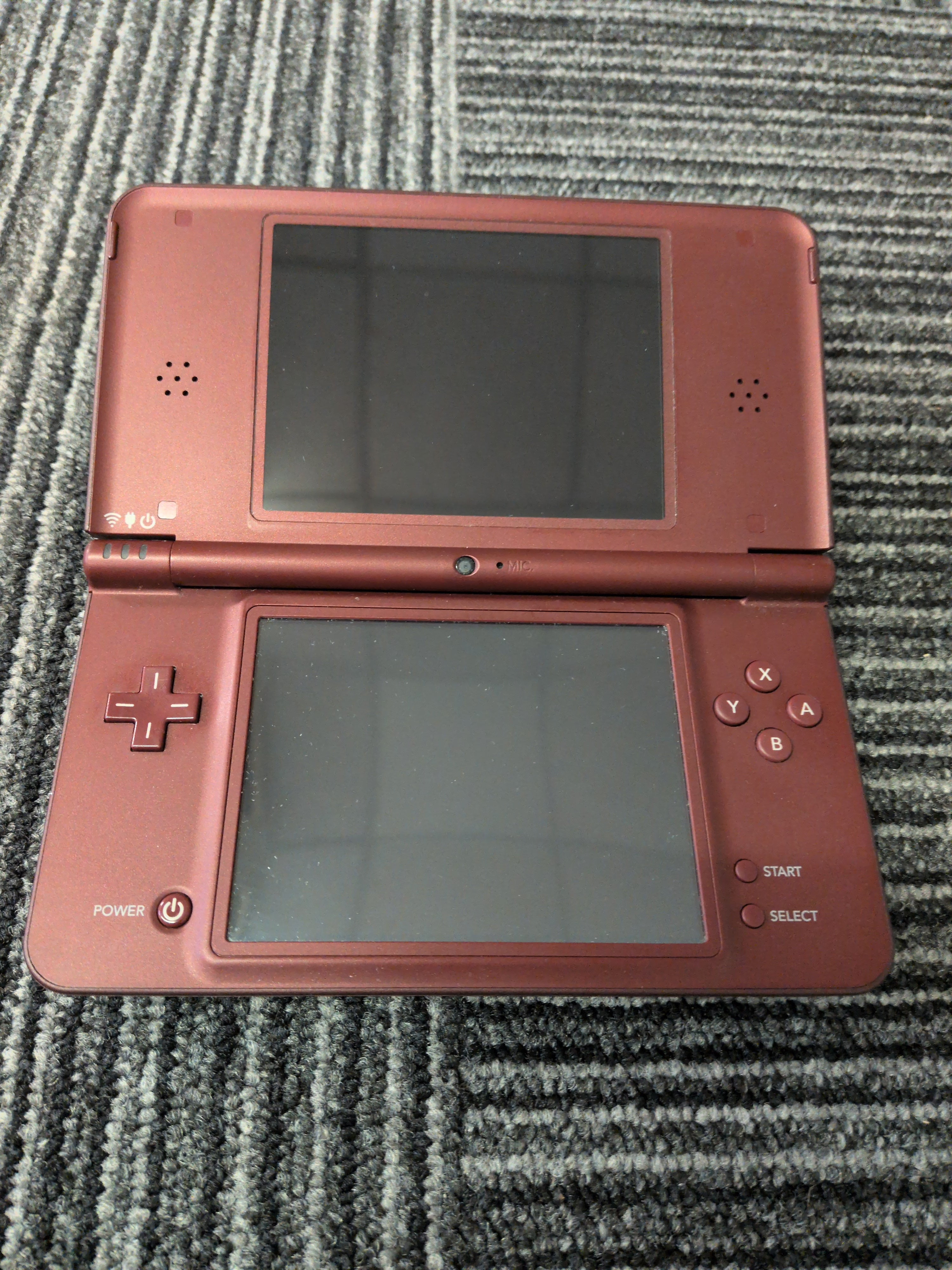 Nintendo DSi XL Handheld Wine Red & Games Bundle