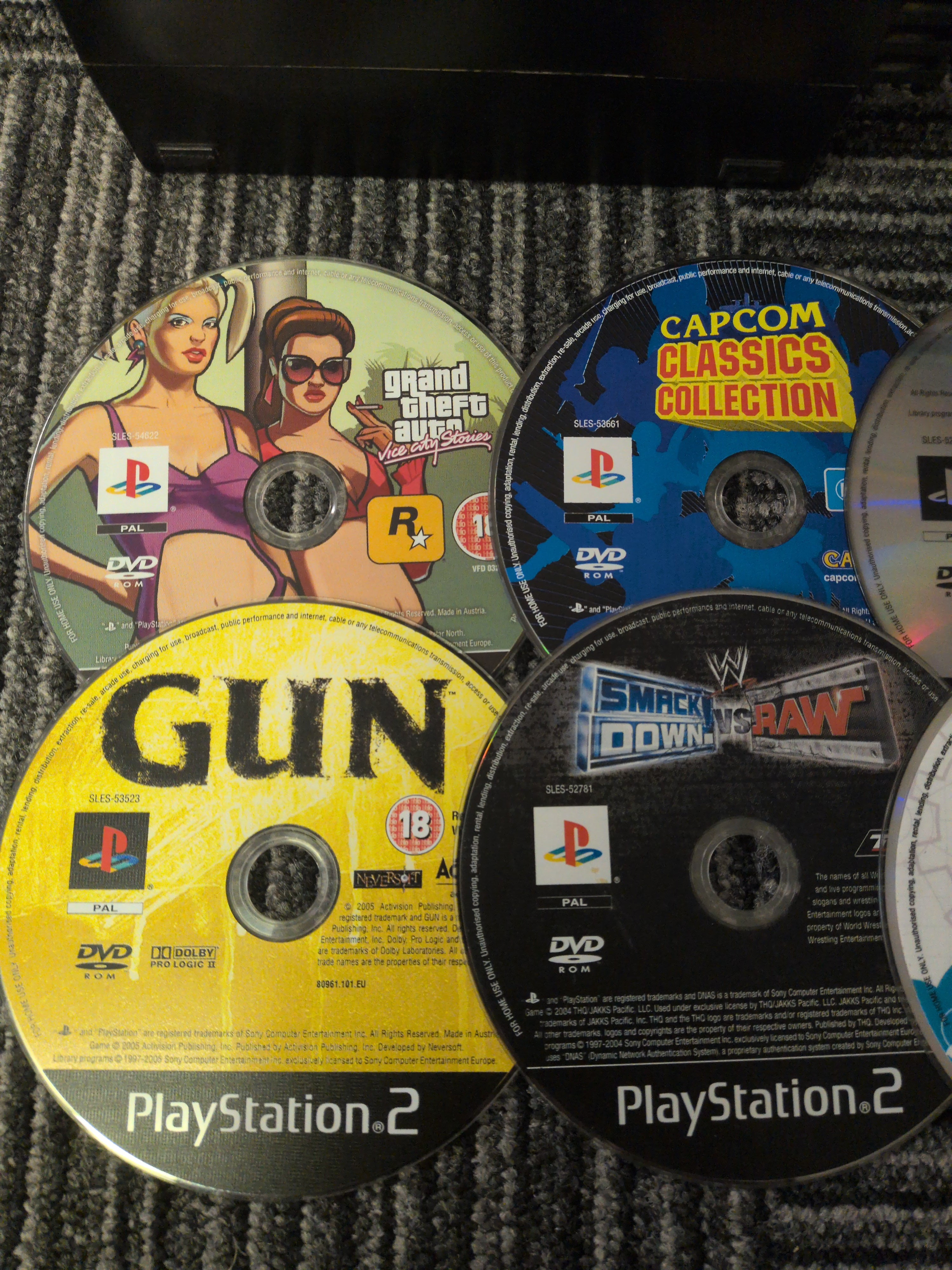 Sony PlayStation 2 PS2 Console & Games Bundle