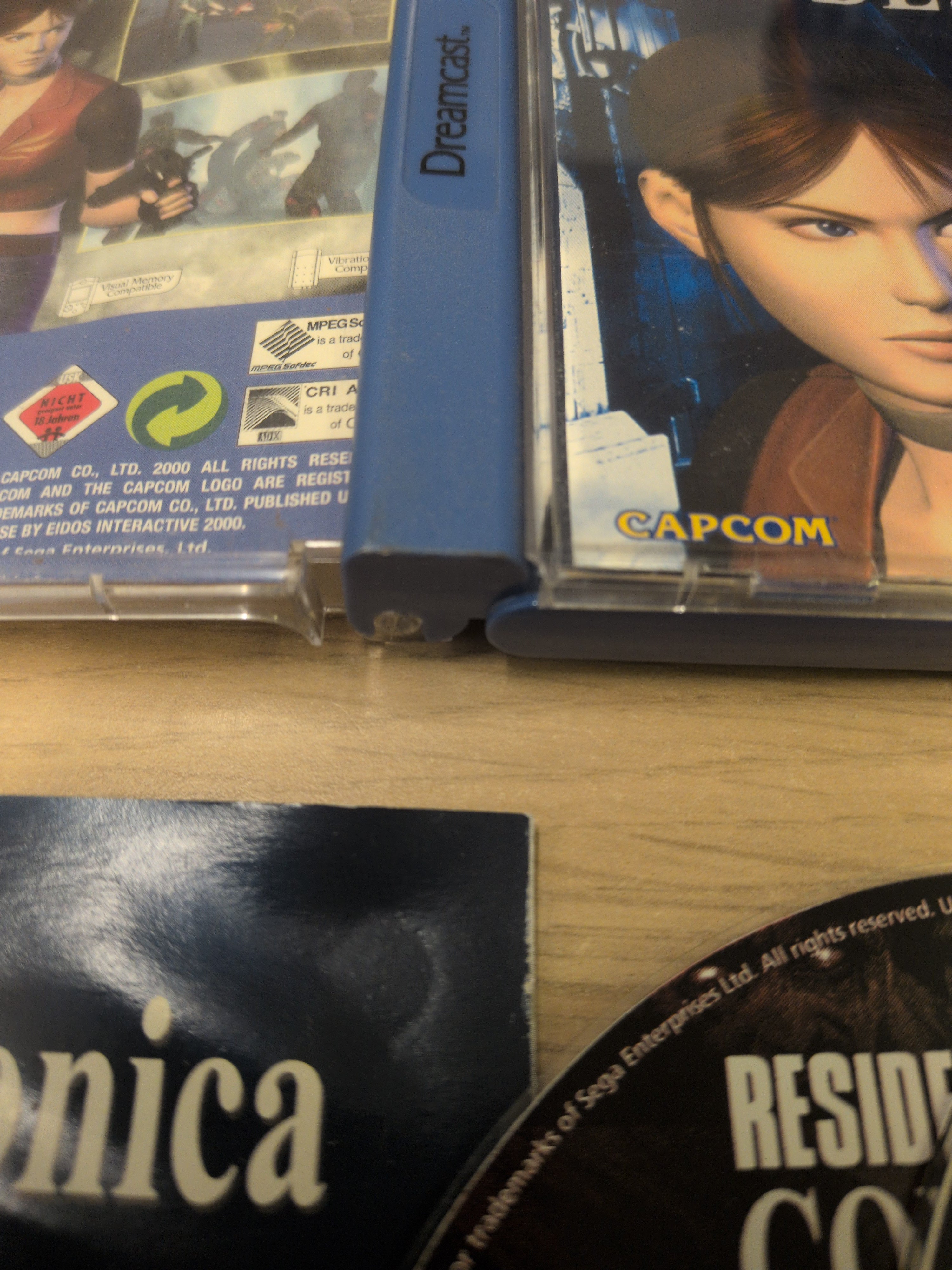 Resident Evil Code: Veronica Sega dreamcast game