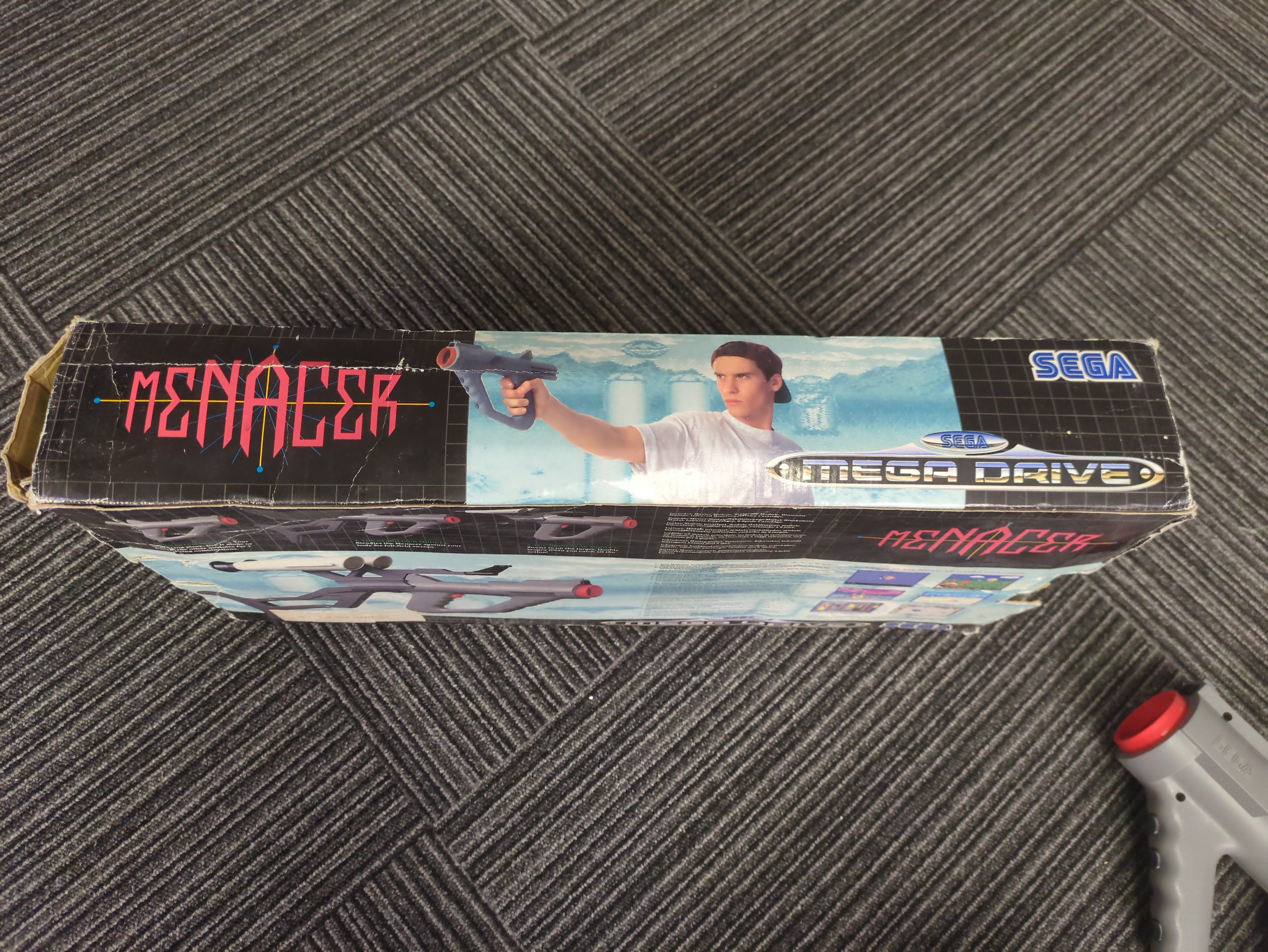 Menacer Gun Accessory Sega Mega Drive Boxed
