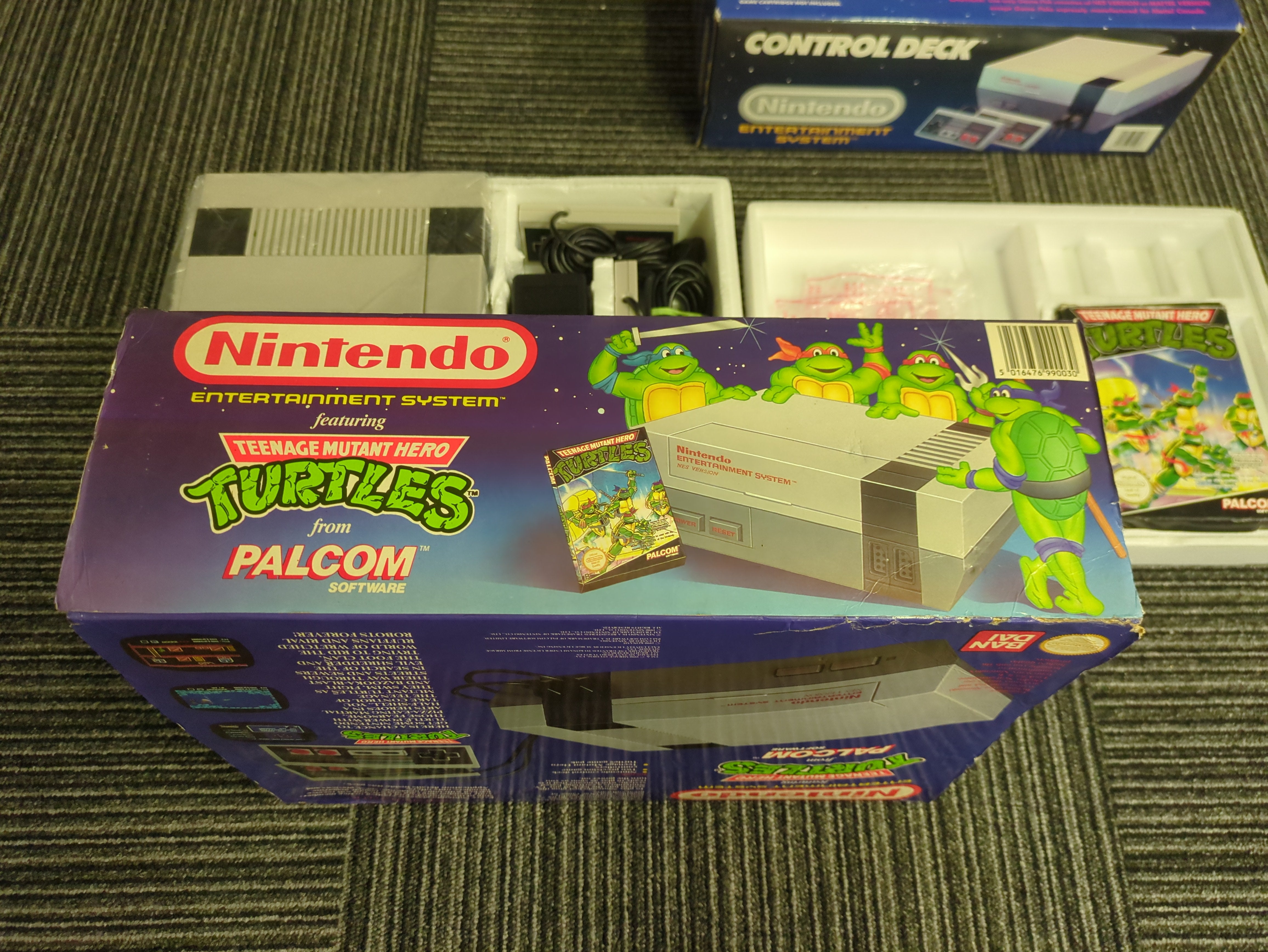 Teenage Mutant Hero Turtles NES Nintendo Entertainment System Boxed Console