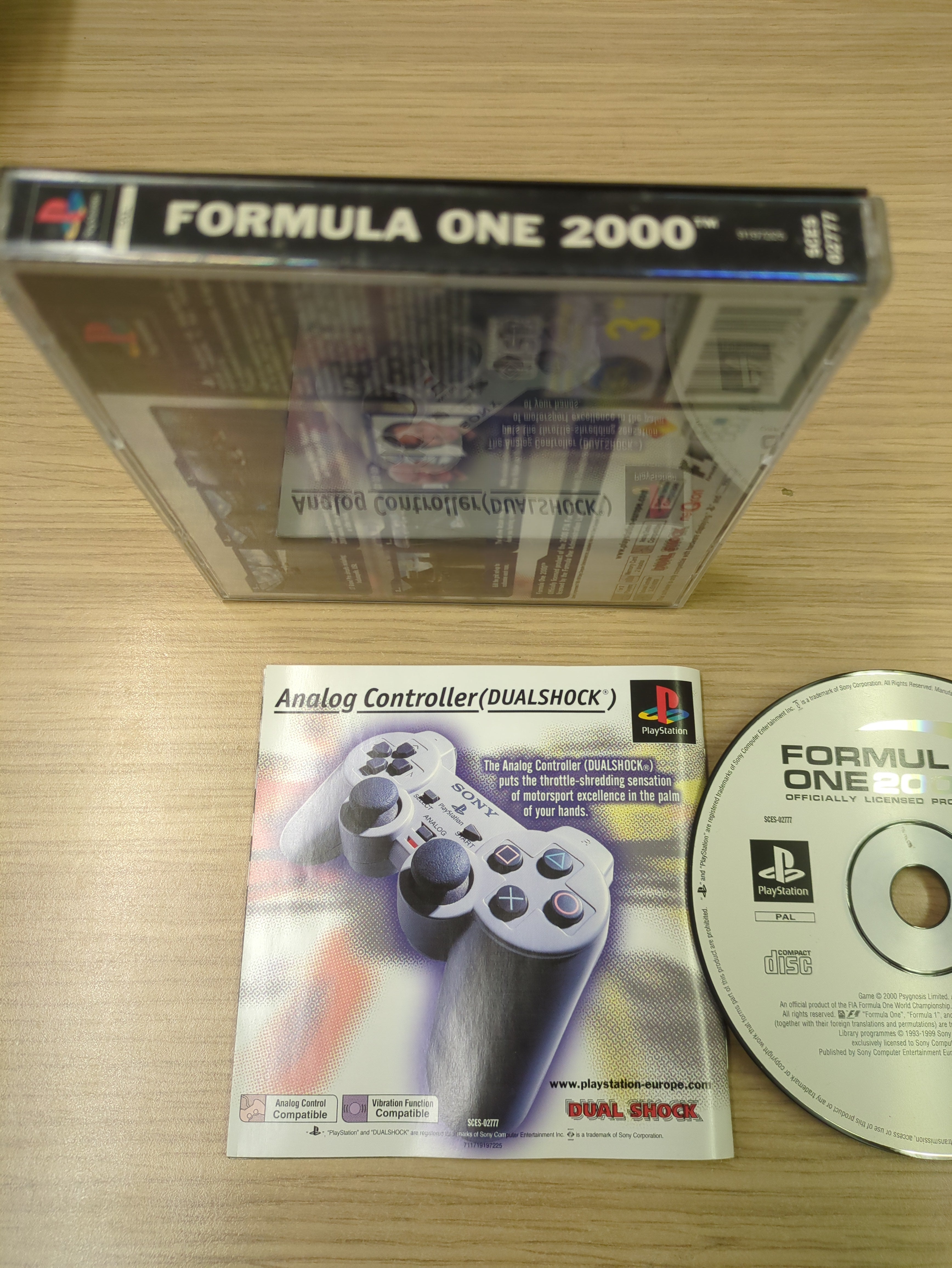 Formula One 2000 Sony PS1 game