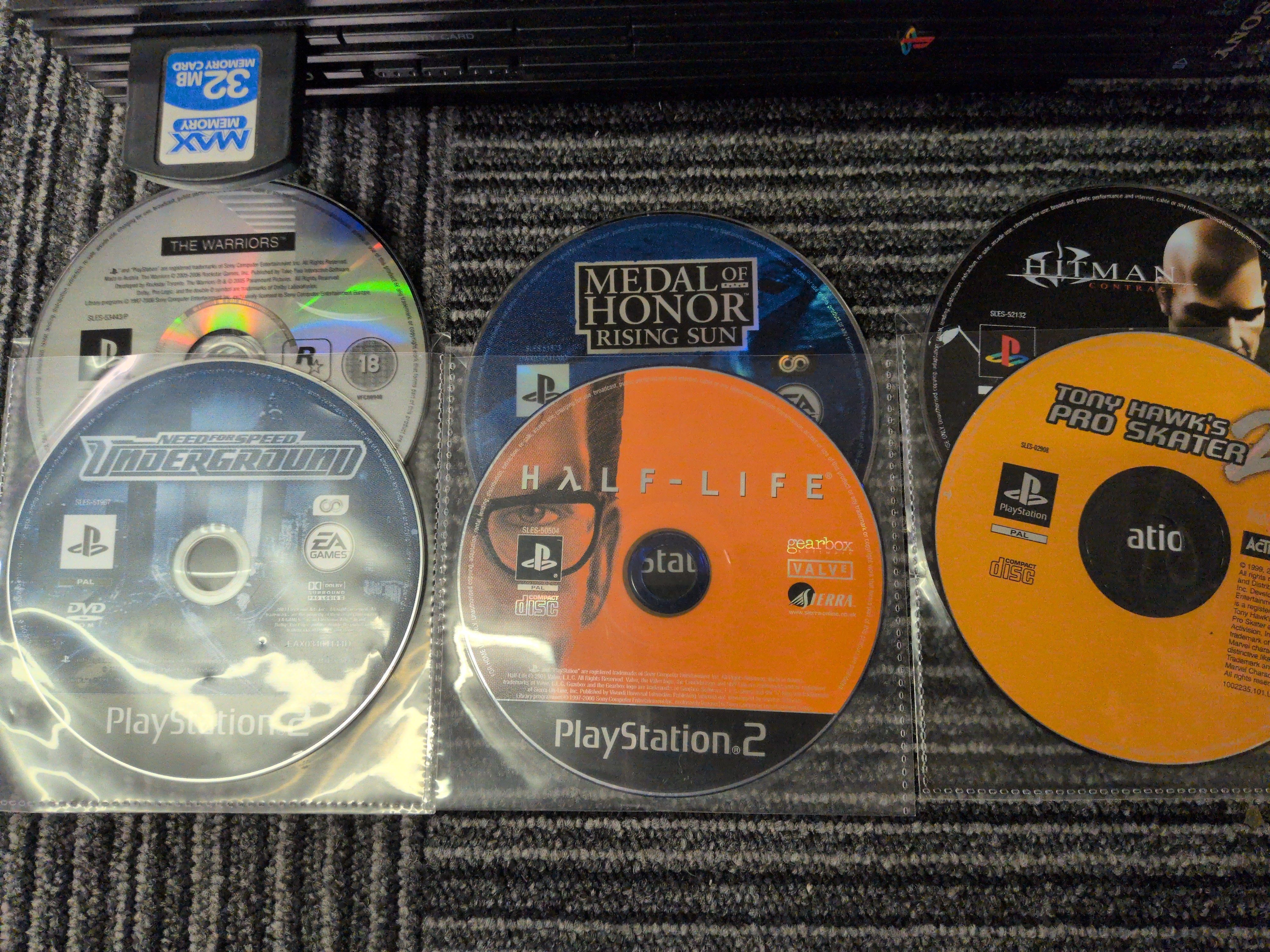 Sony PlayStation 2 PS2 Console & Games Bundle