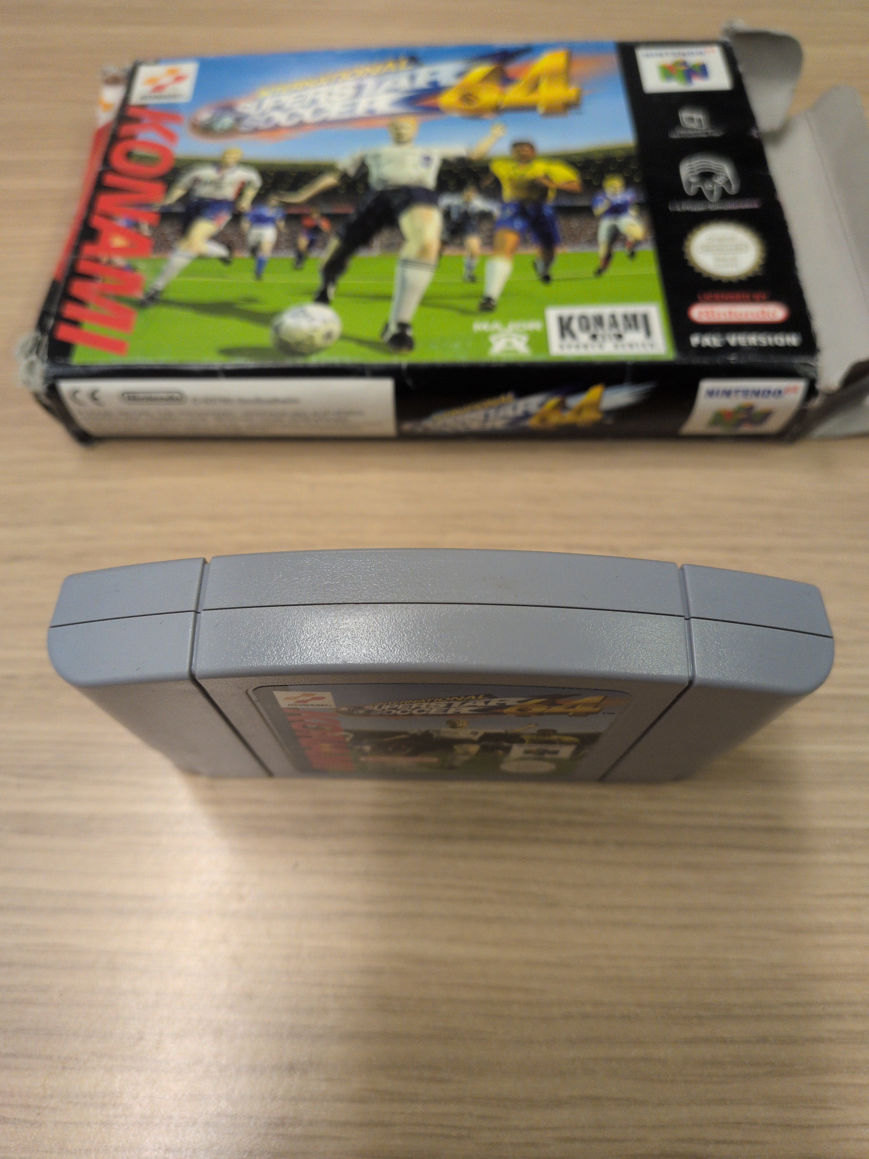 International Superstar Soccer 64 Nintendo N64 game