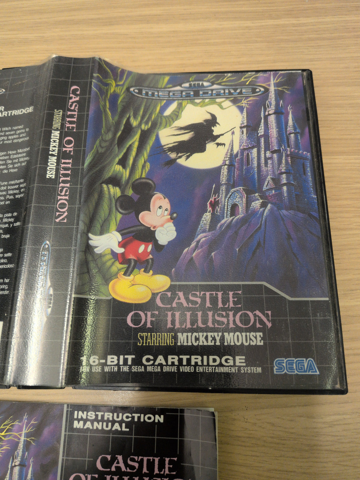 Castle of Illusion starring Mickey Mouse (Disney's) Sega Mega Drive game