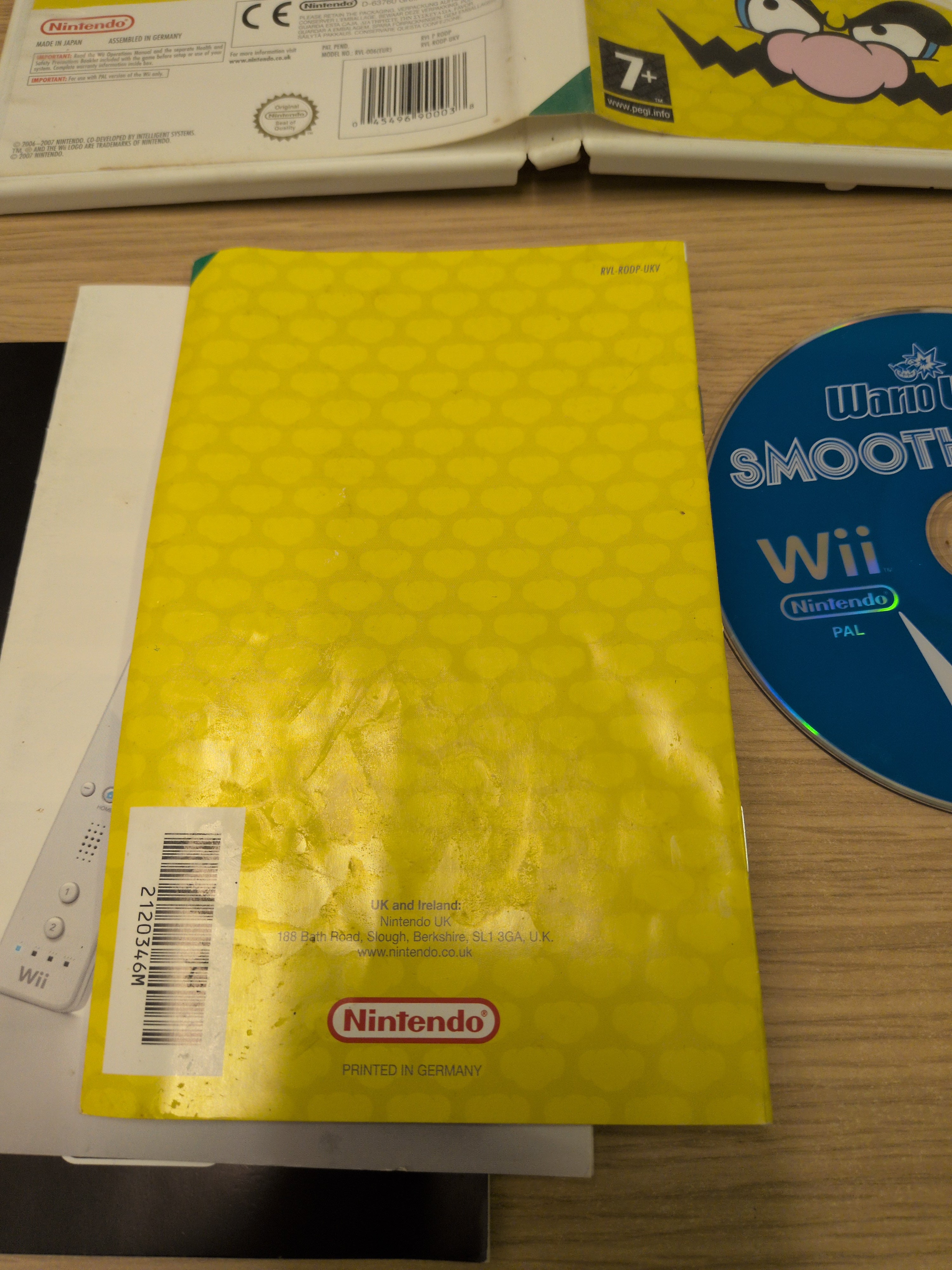 WarioWare: Smooth Moves Nintendo Wii game