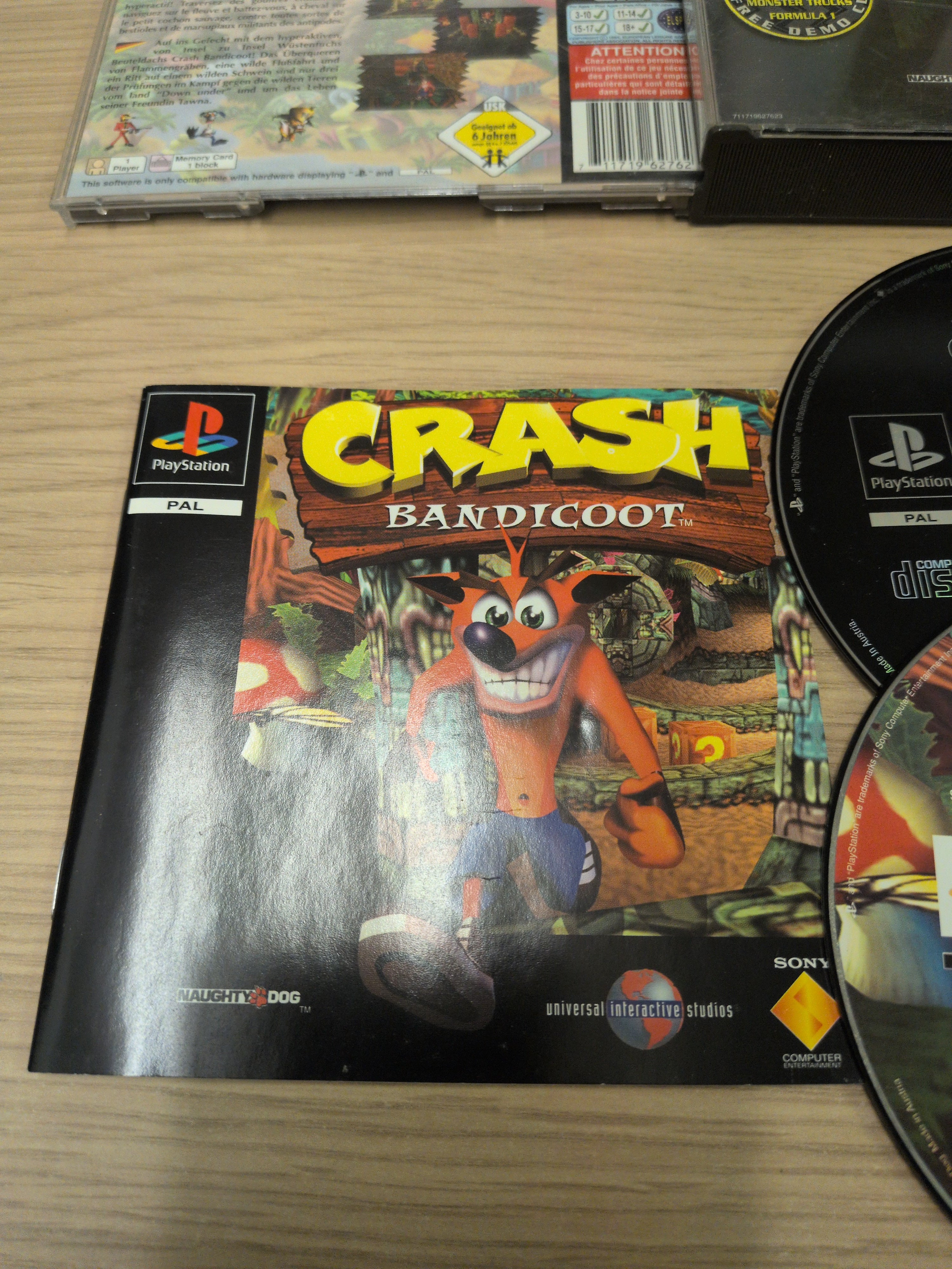Crash Bandicoot (Big Box) Sony PS1 with demo disc