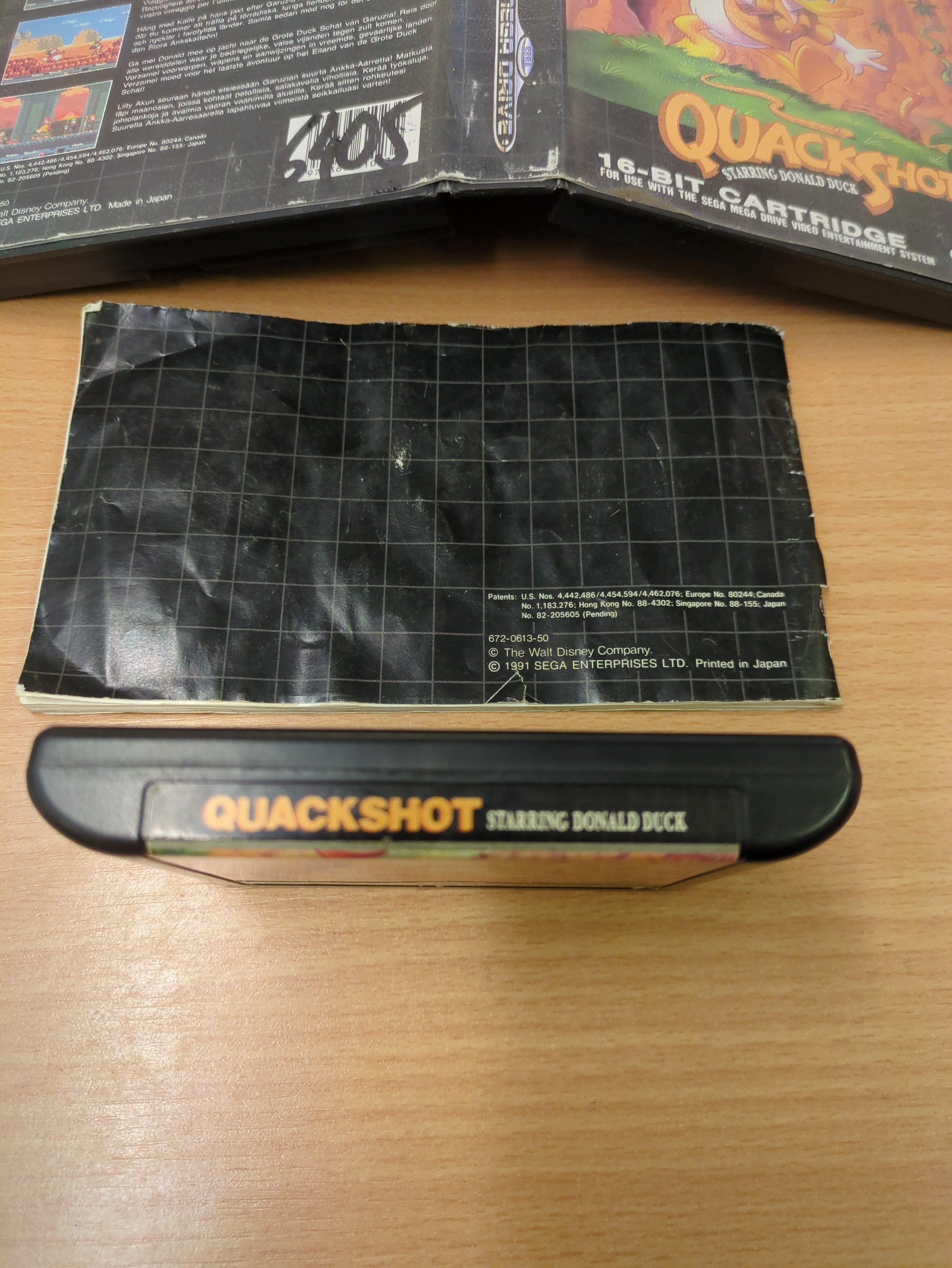 QuackShot starring Donald Duck (Disney's) Sega Mega Drive game