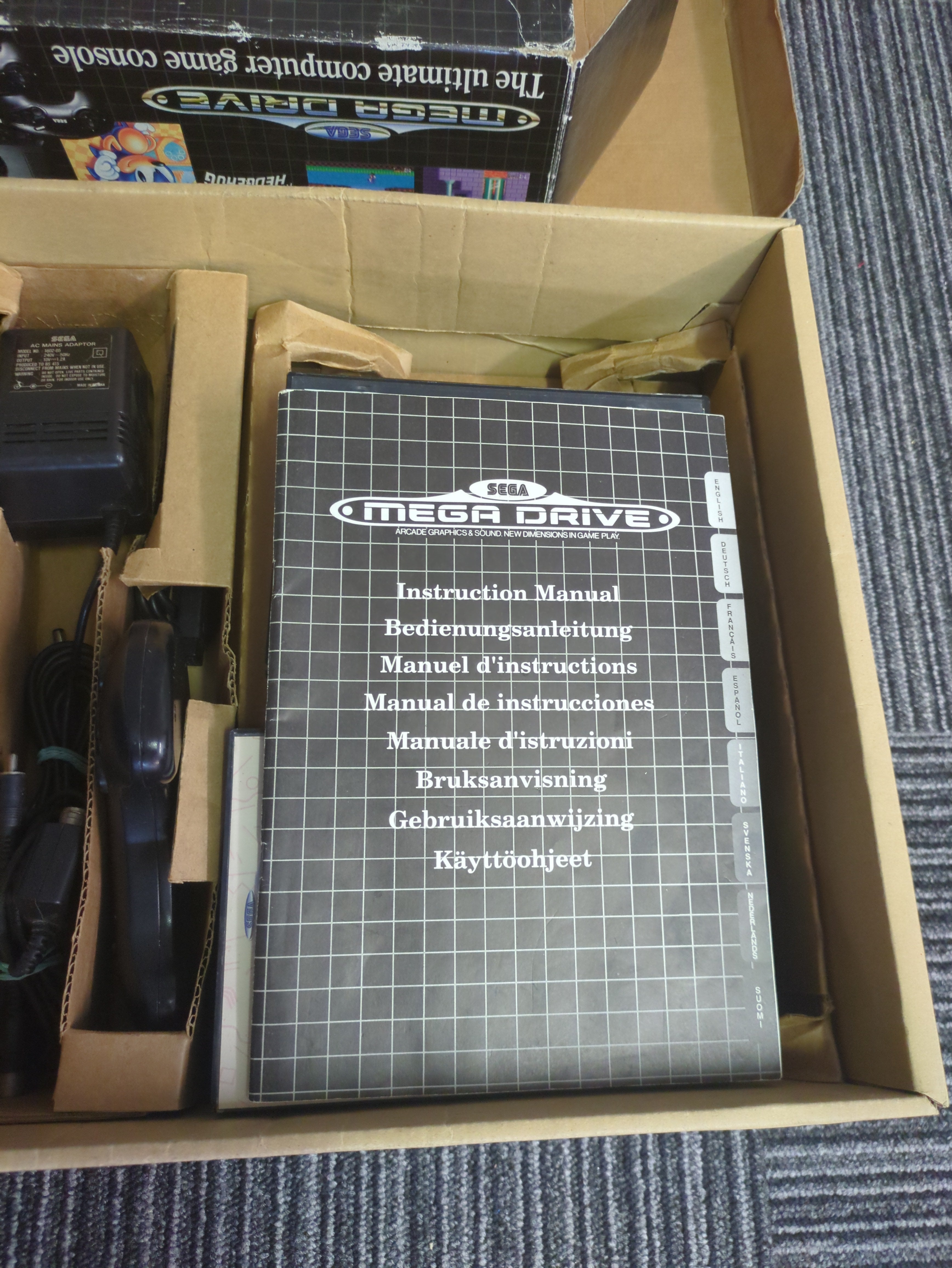 Sega Mega Drive Console Boxed (Model 1)