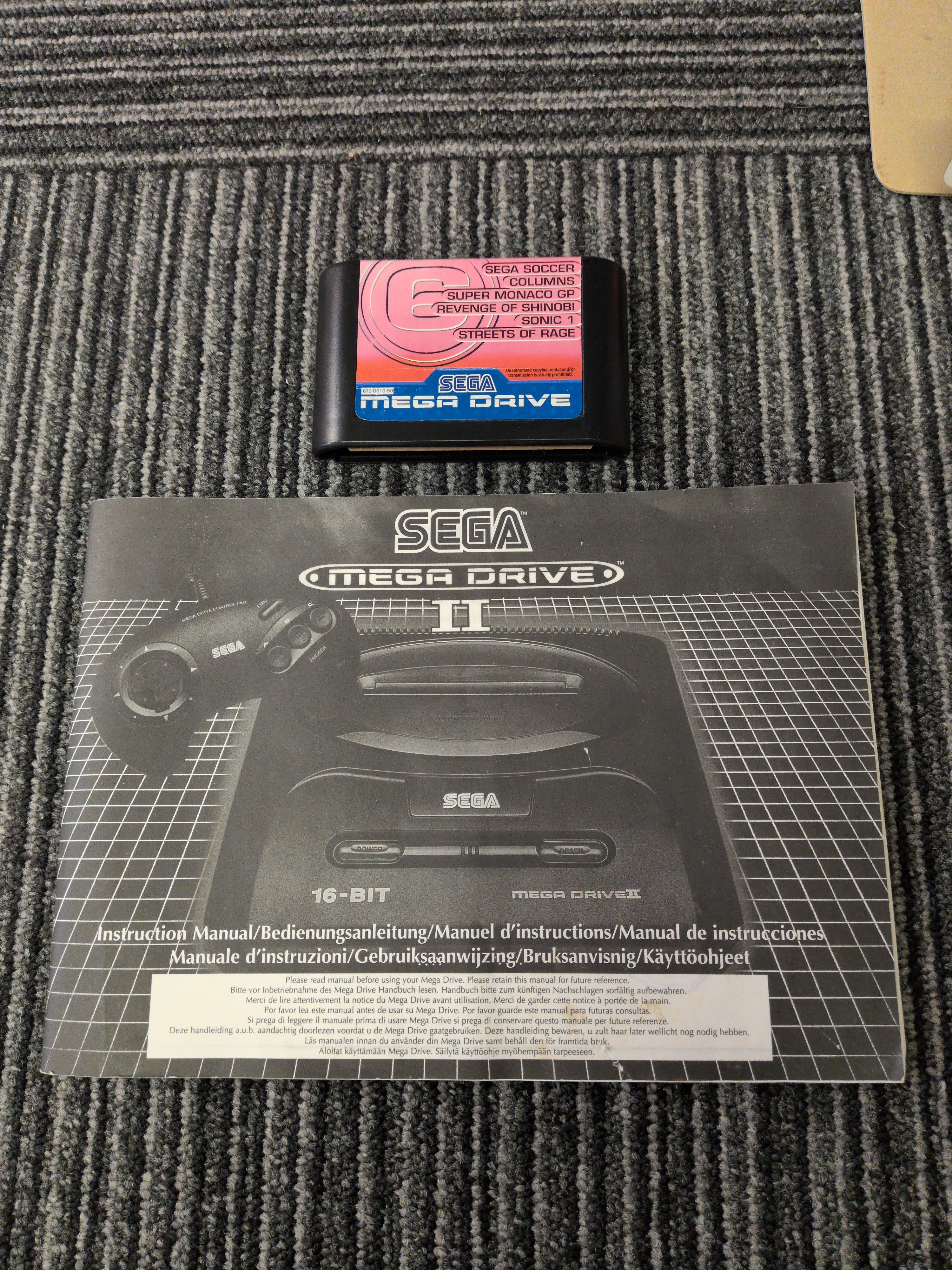 Sega Mega Drive II Mega 6 Console boxed