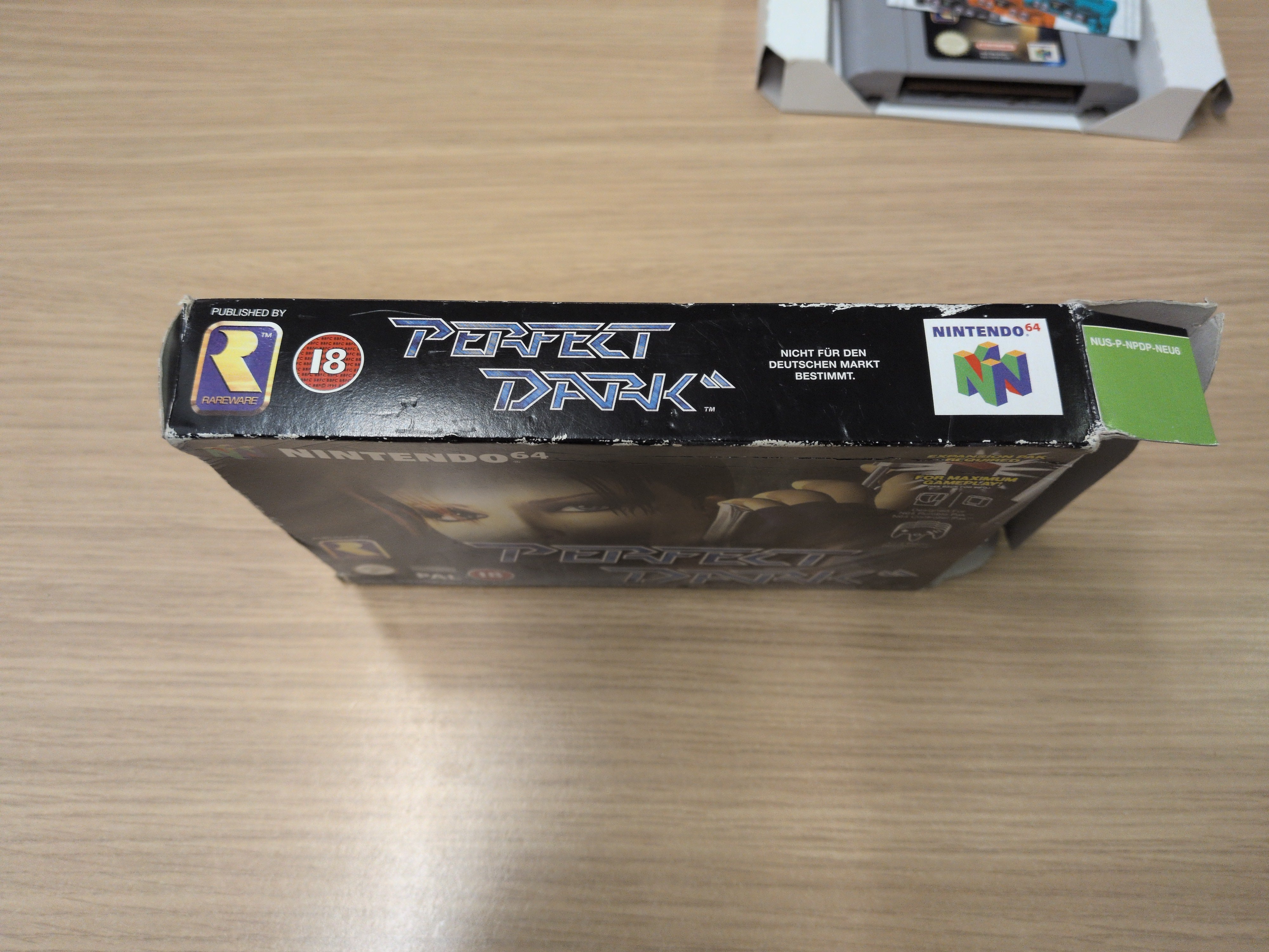 Perfect Dark Nintendo N64 game