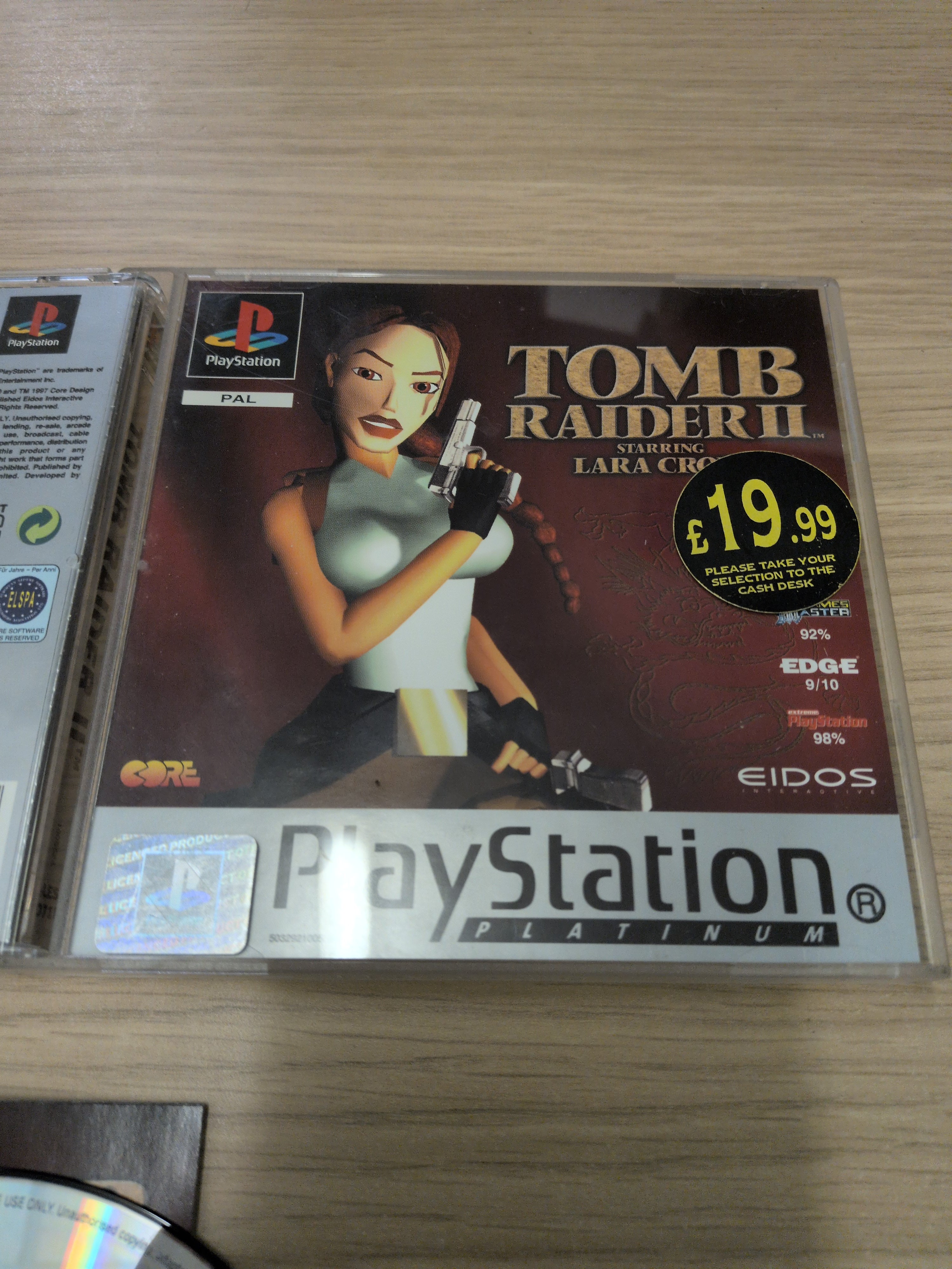 Tomb Raider II Platinum Sony PS1 game