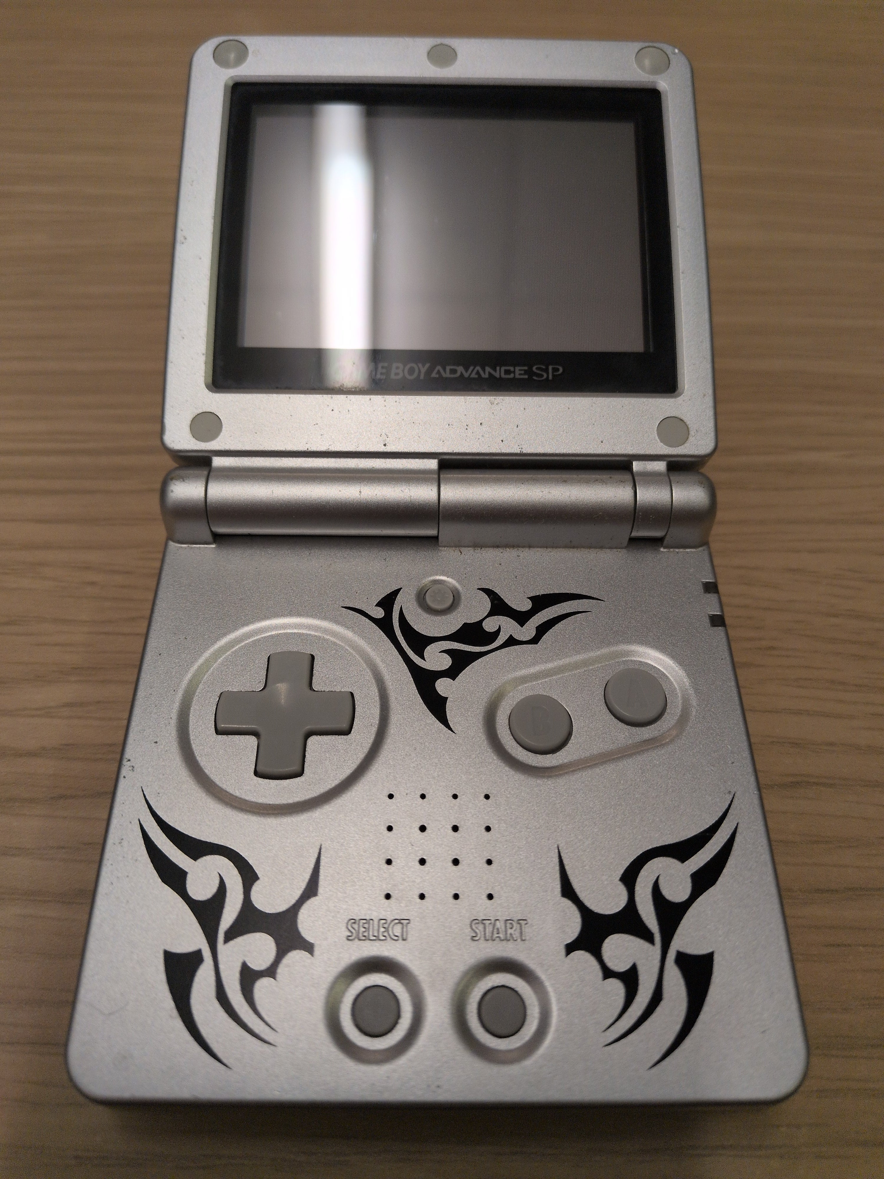 Nintendo Game Boy Advance SP GBA Console Tribal Silver handheld