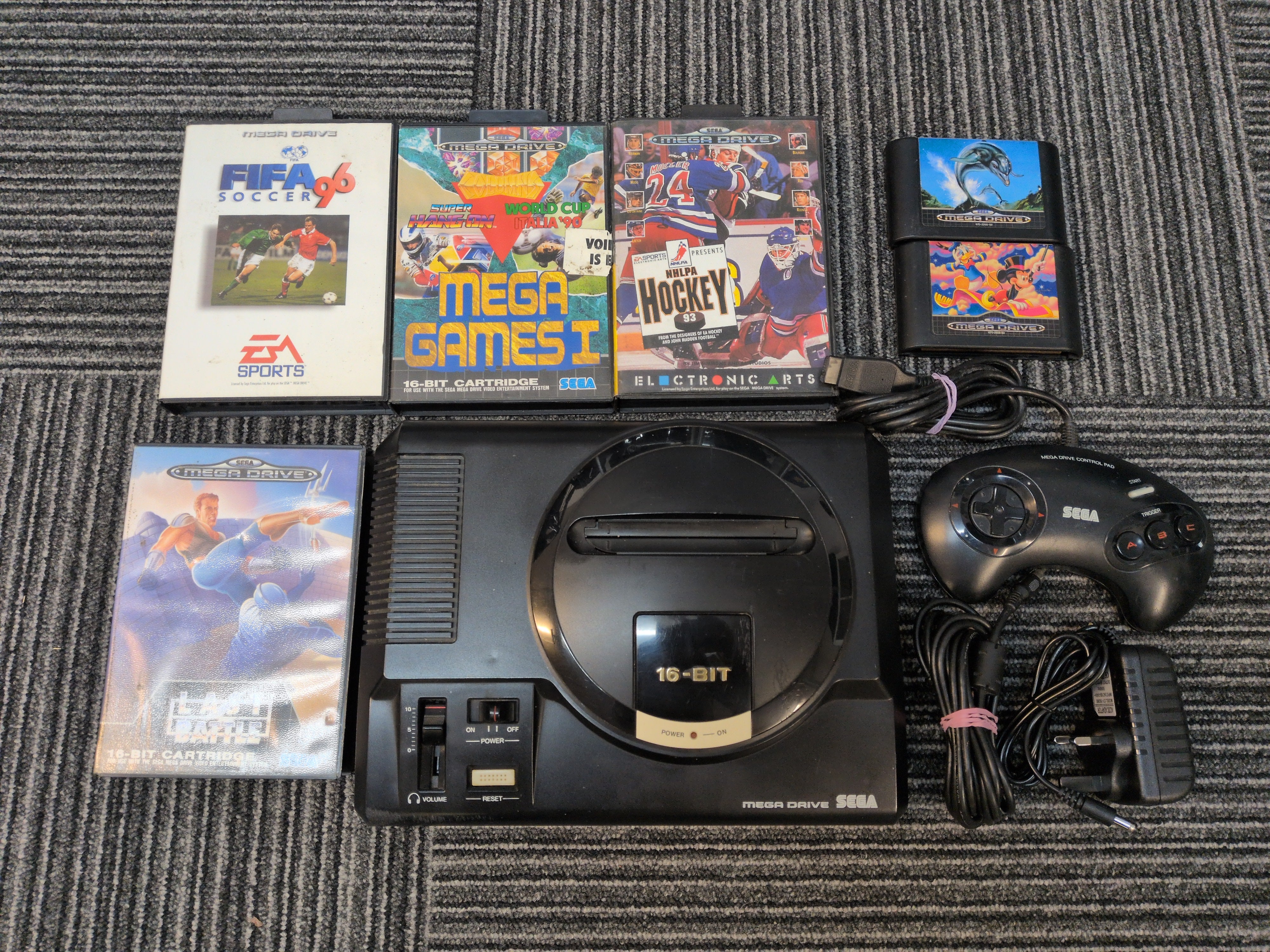 Sega Mega Drive Console & Games bundle 2 (Model 1)