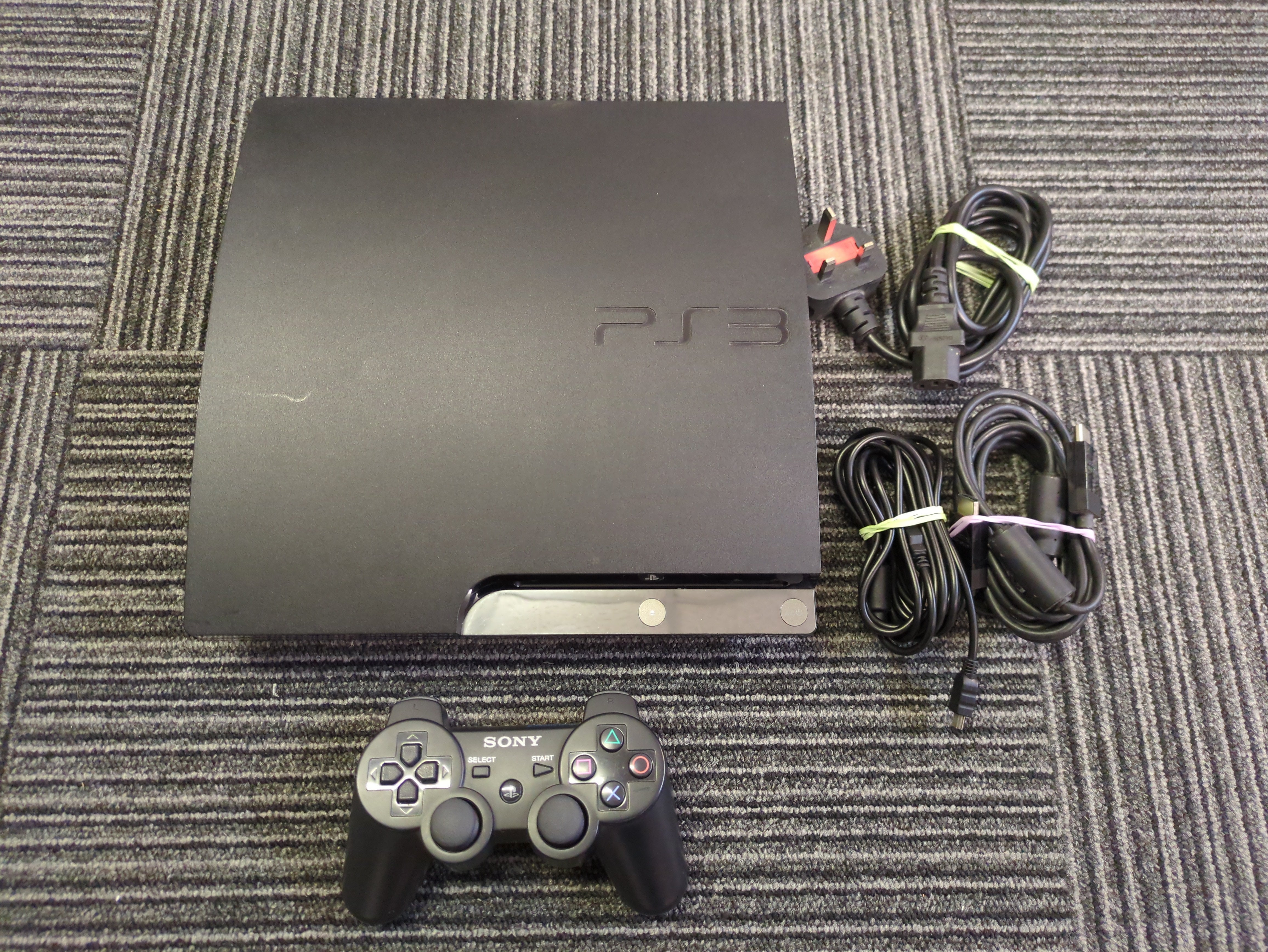 Sony PlayStation 3 Slim PS3 Black Console 320GB