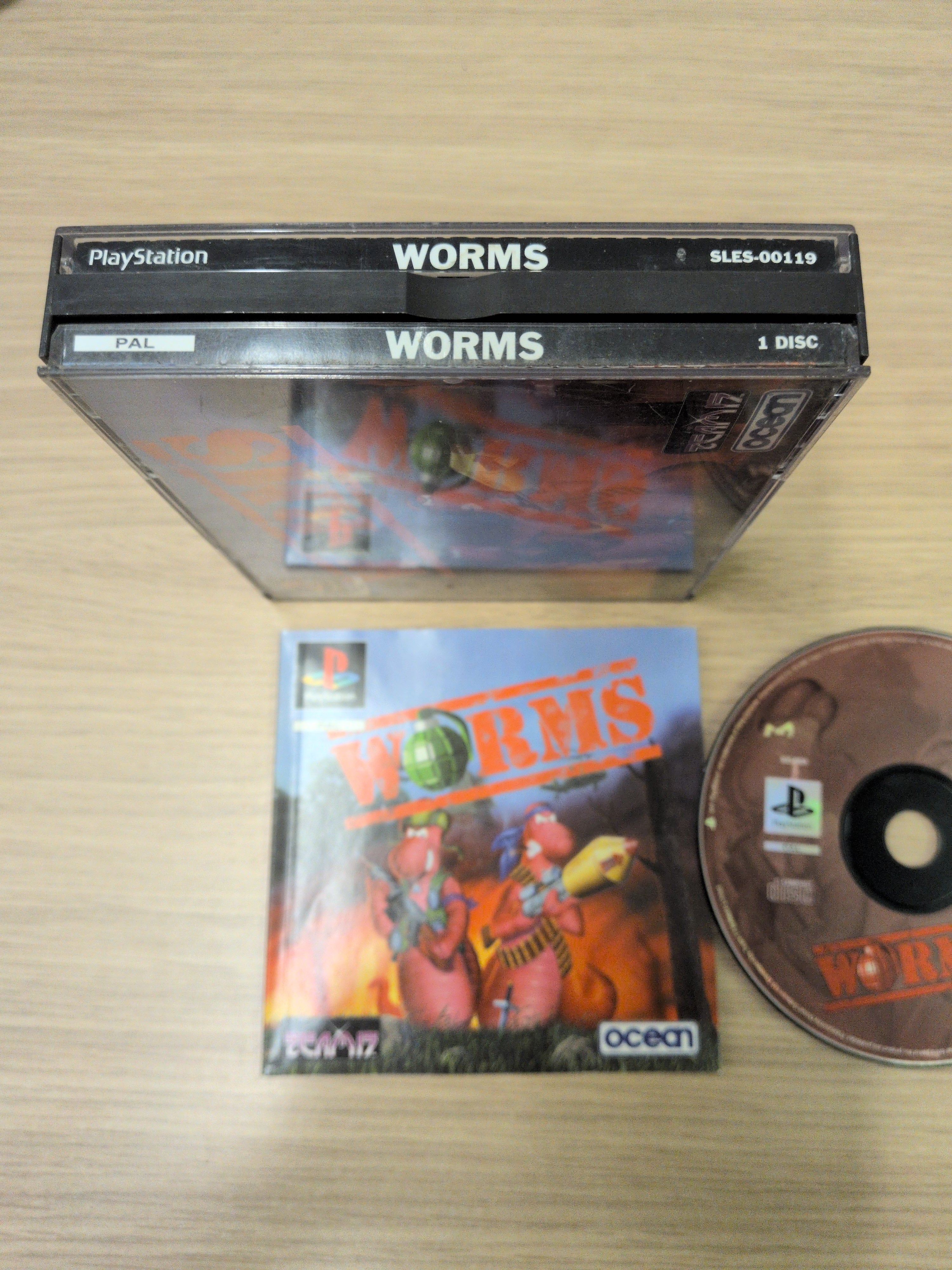 Worms (Big Box) Sony PS1 game
