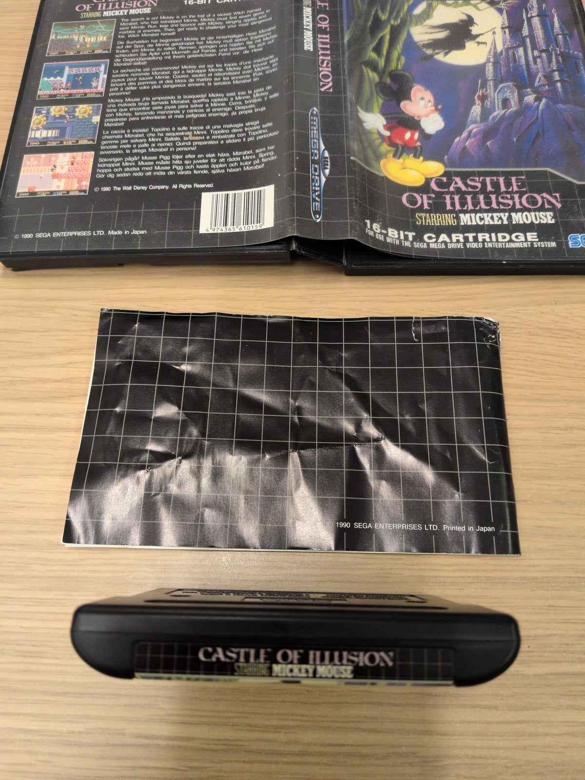 Castle of Illusion starring Mickey Mouse (Disney's) Sega Mega Drive game