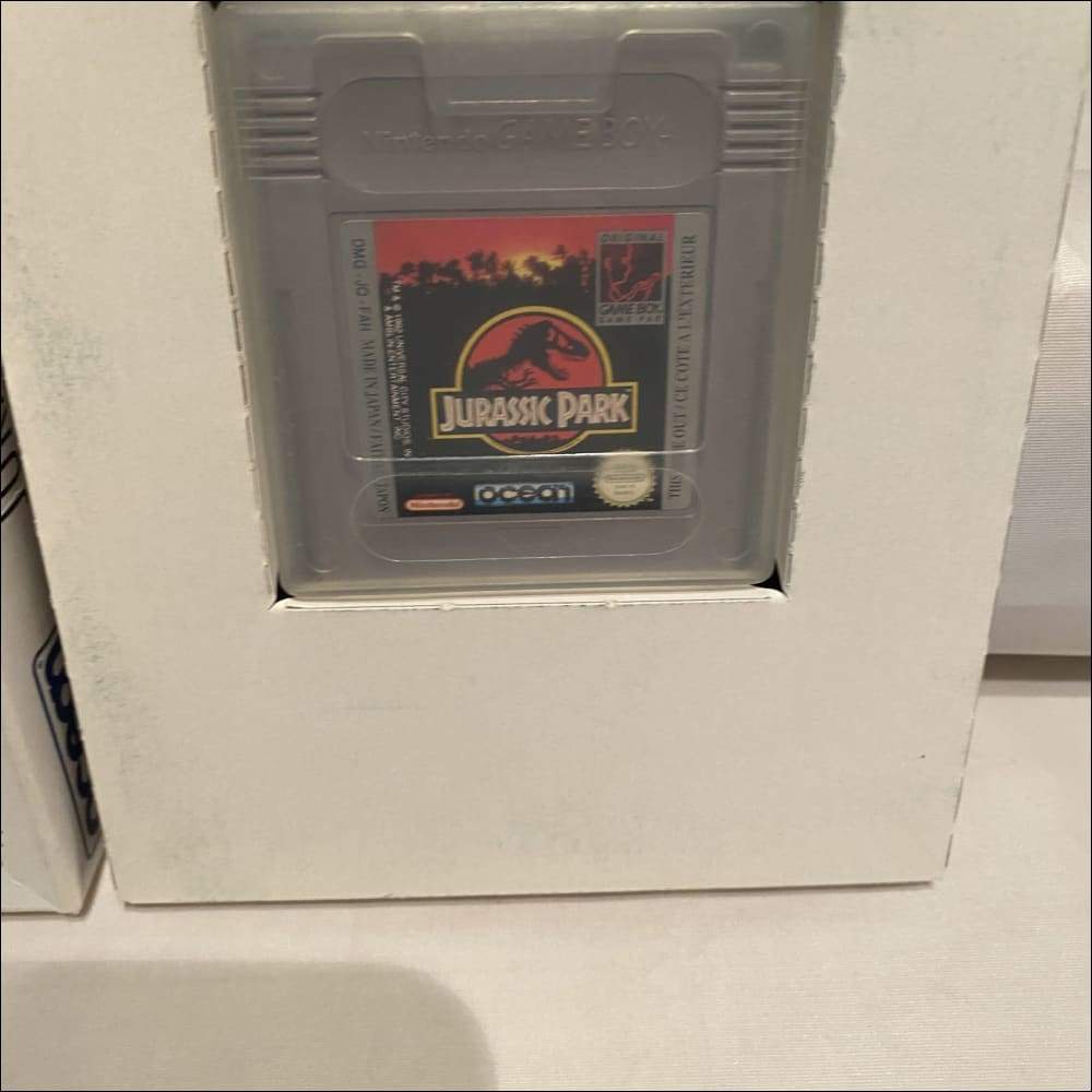 Buy Jurassic park game boy -@ 8BitBeyond
