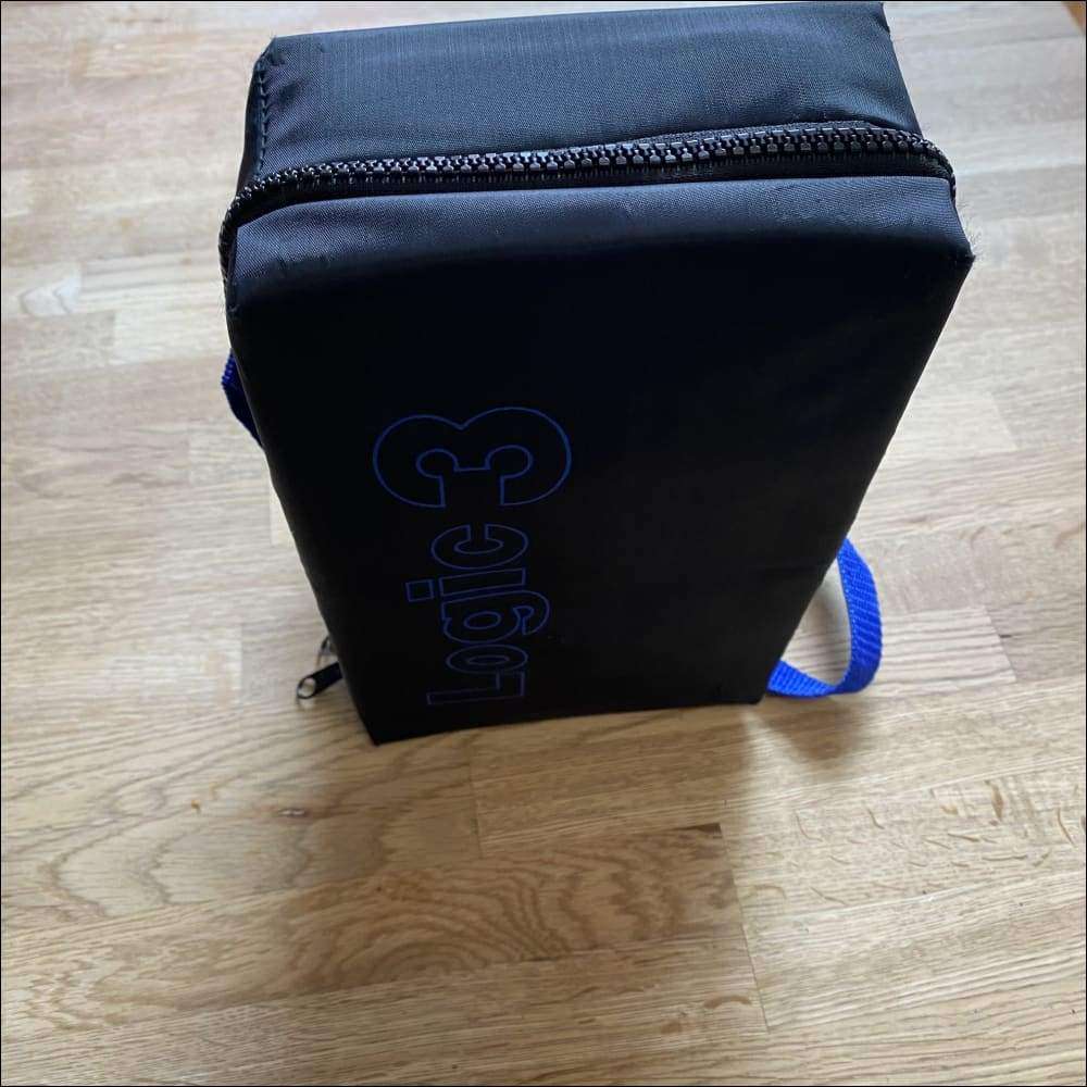 Buy Logic 3 game gear carry bag -@ 8BitBeyond