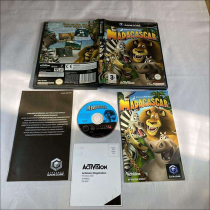 Buy Madagascar Nintendo GameCube game complete -@ 8BitBeyond