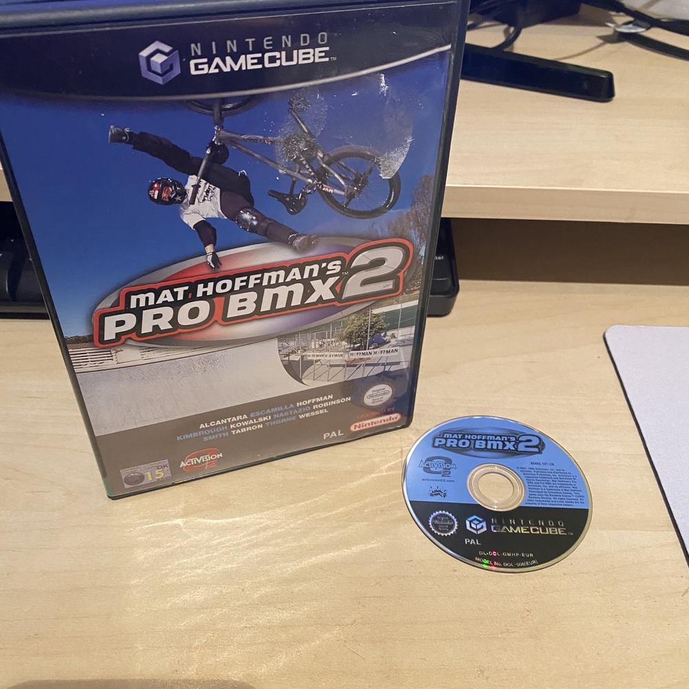 Buy Mat Hoffman's Pro BMX 2 GameCube game -@ 8BitBeyond