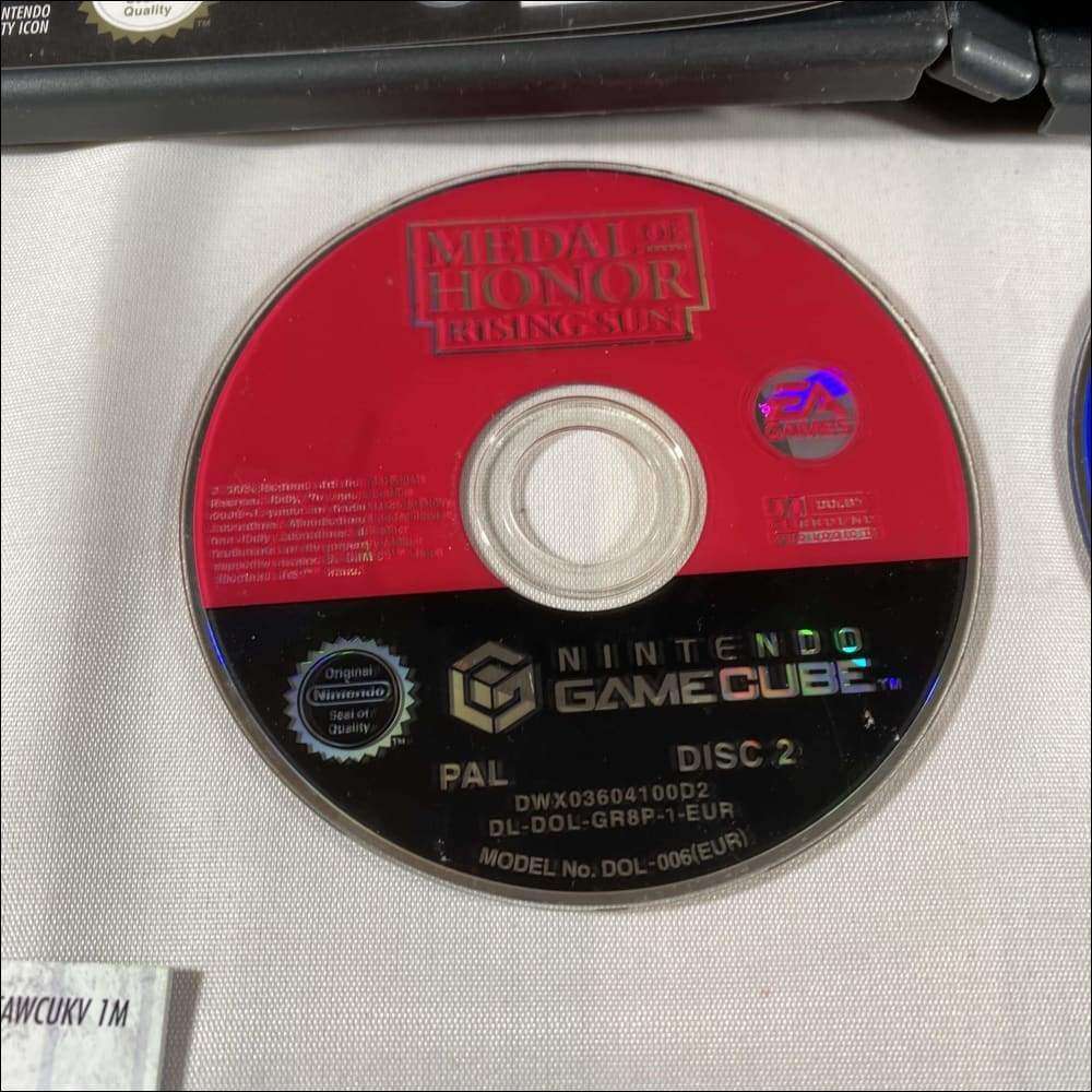 Buy Medal of Honor rising Nintendo GameCube game complete -@ 8BitBeyond
