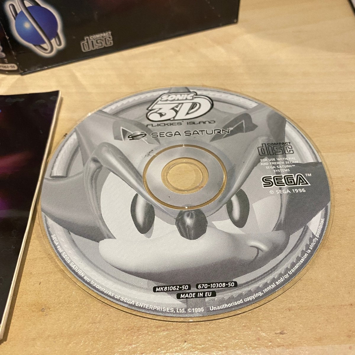 Buy Sonic 3D: Flickies Island Sega saturn game complete -@ 8BitBeyond