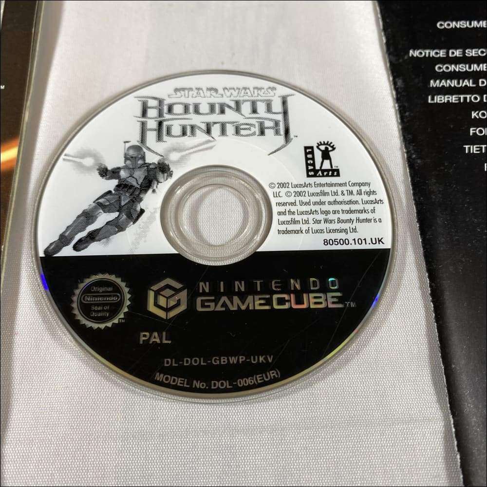 Buy Star Wars Bounty Hunter Nintendo GameCube game complete -@ 8BitBeyond